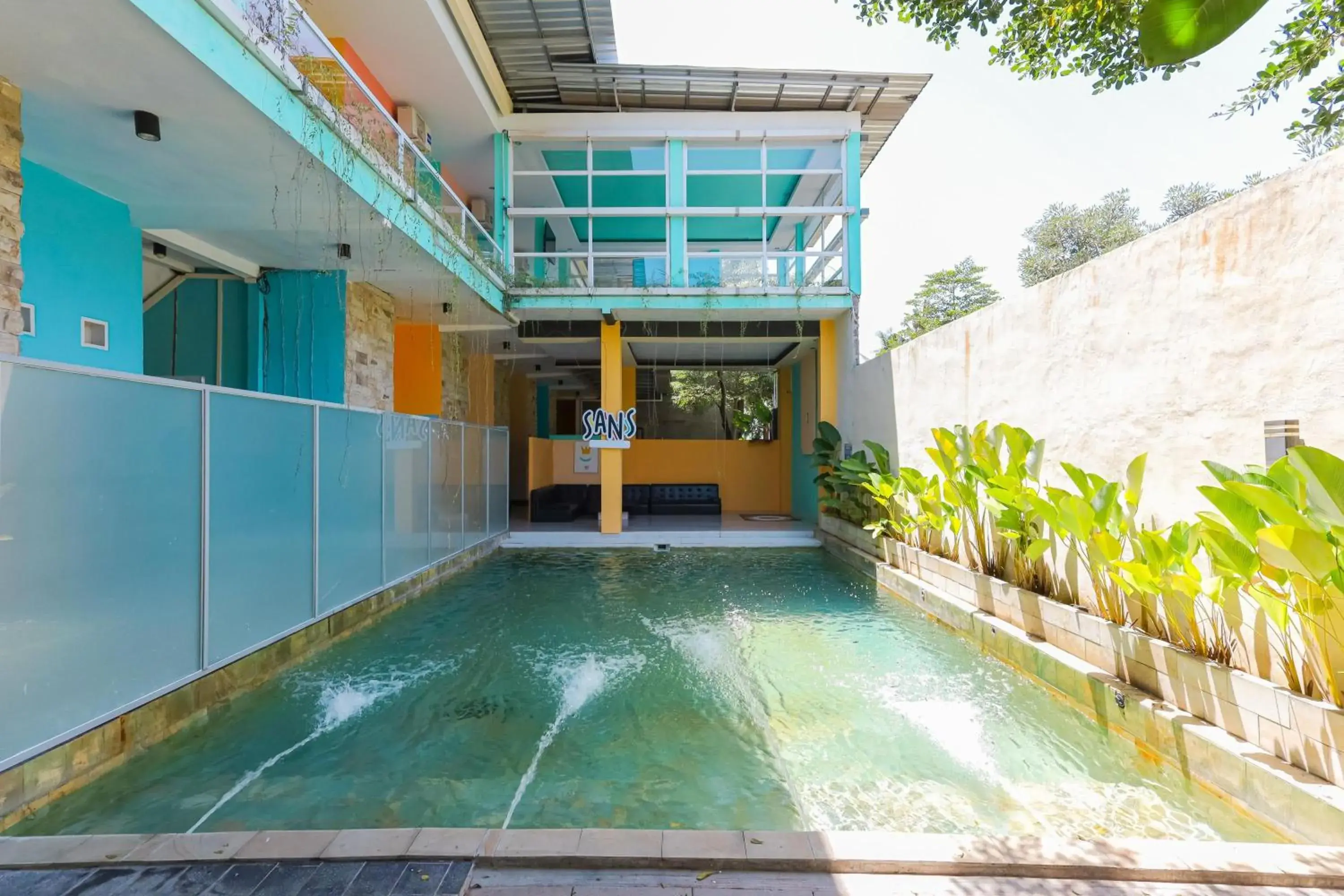 Property building in Sans Borobudur Homestay Banyuwangi Property building in Sans Borobudur Homestay Banyuwangi