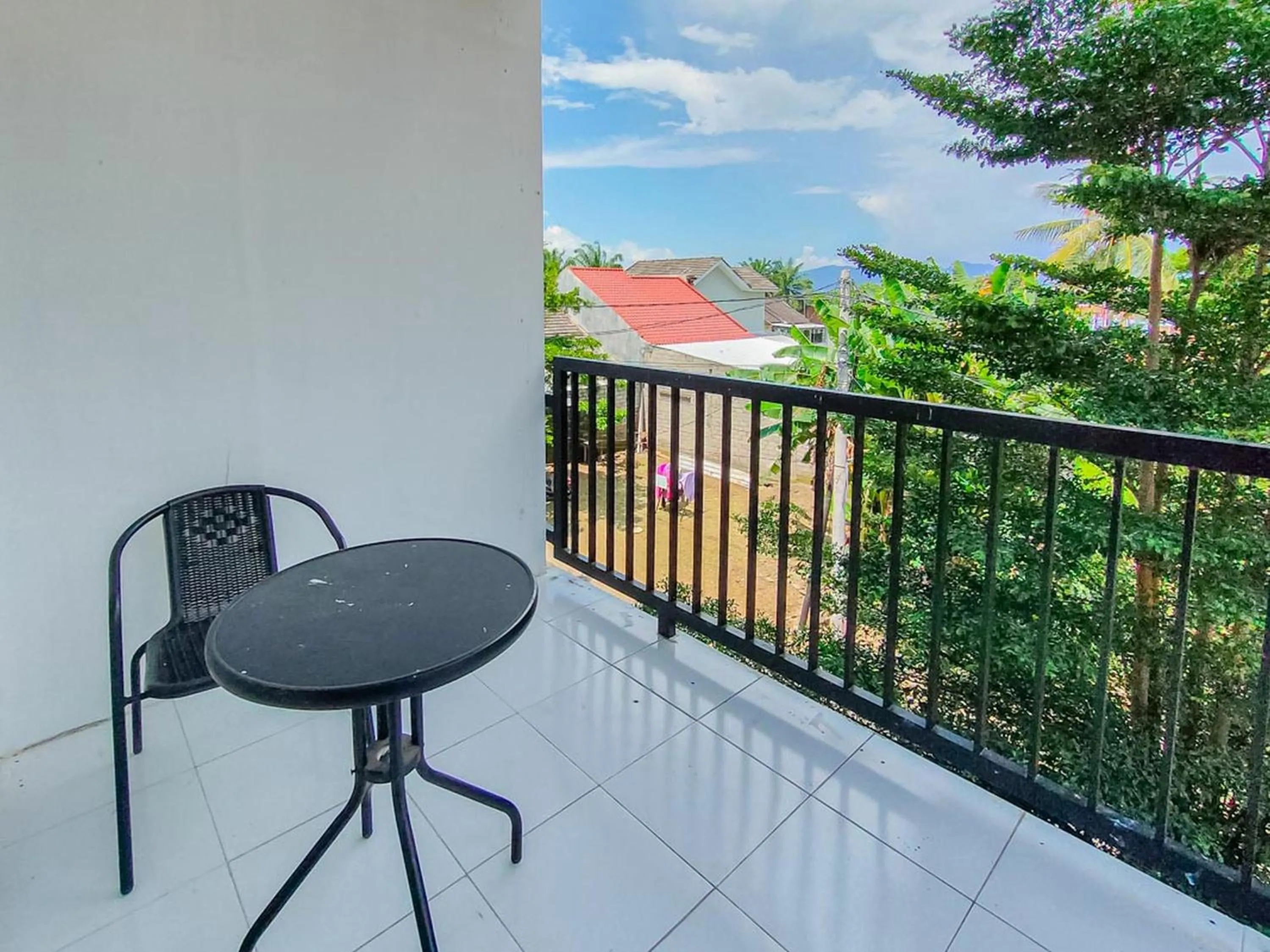 Balcony/Terrace in Sans Borobudur Homestay Banyuwangi