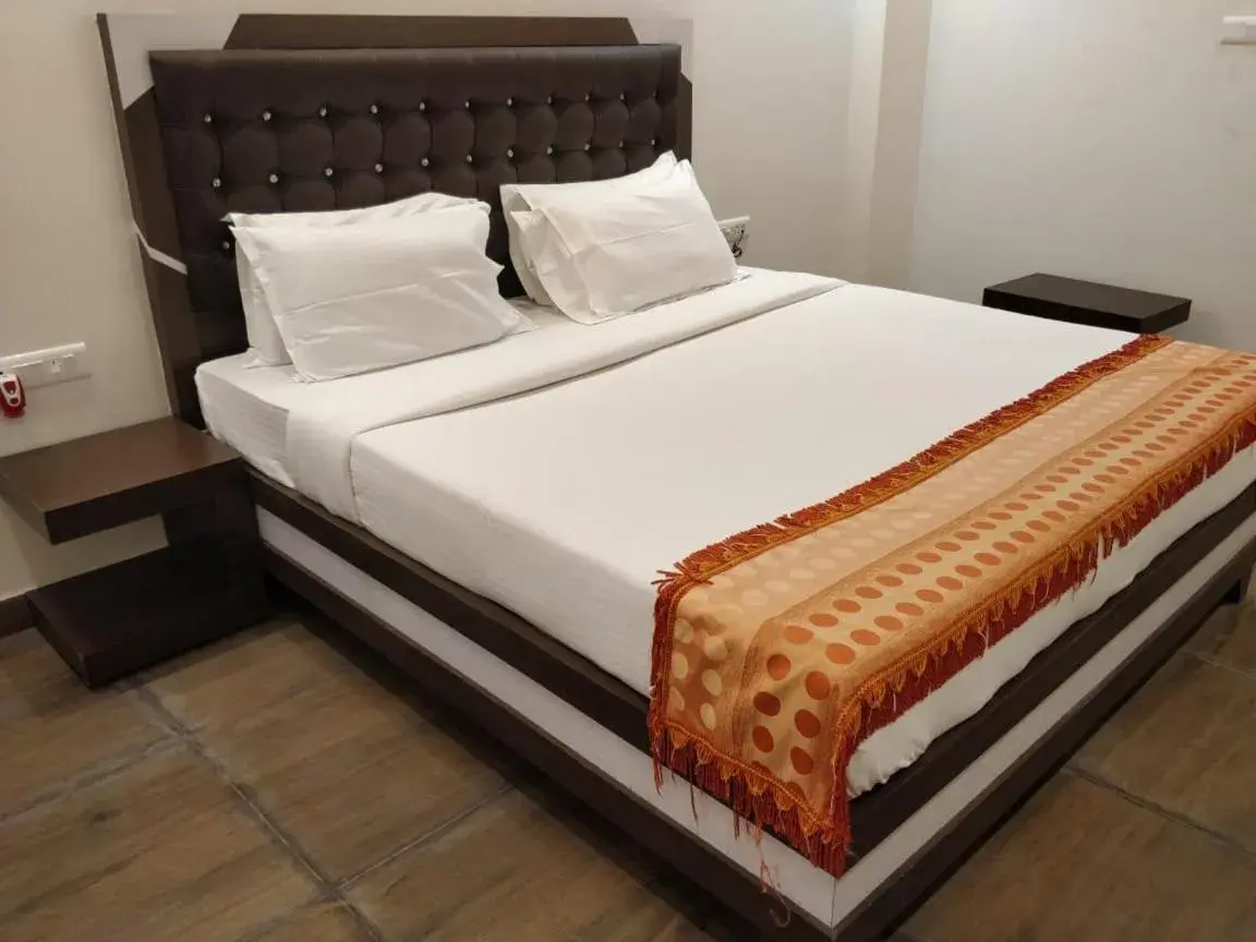 Bed in CS EMPIRE Bed in CS EMPIRE