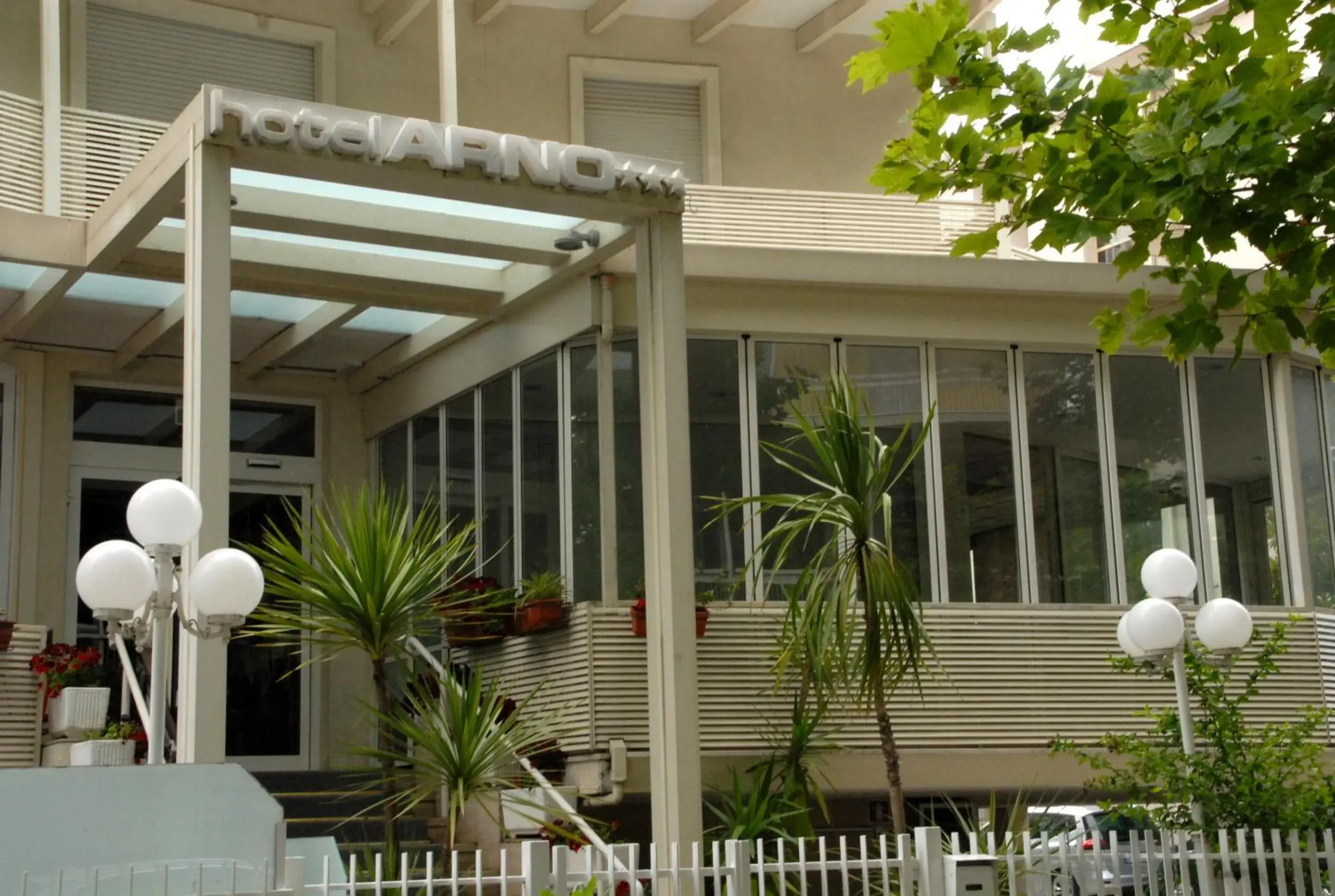 Facade/entrance, Property Building in Hotel Arno Rimini