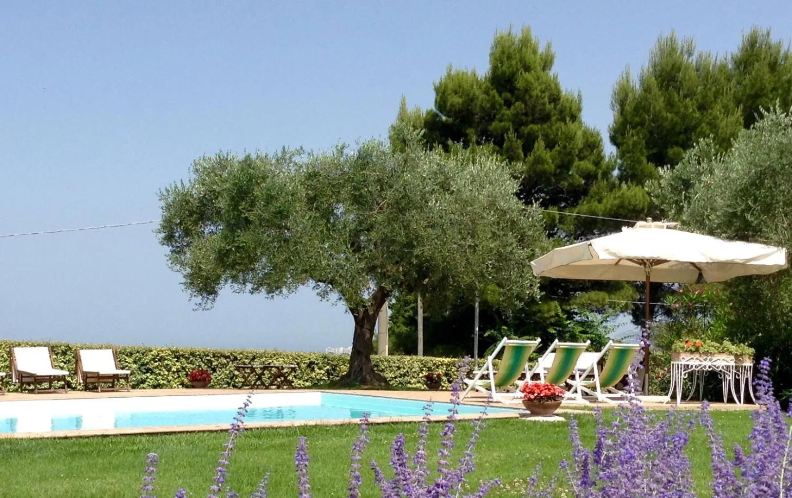 Swimming pool in Casa Tentoni - Guest House