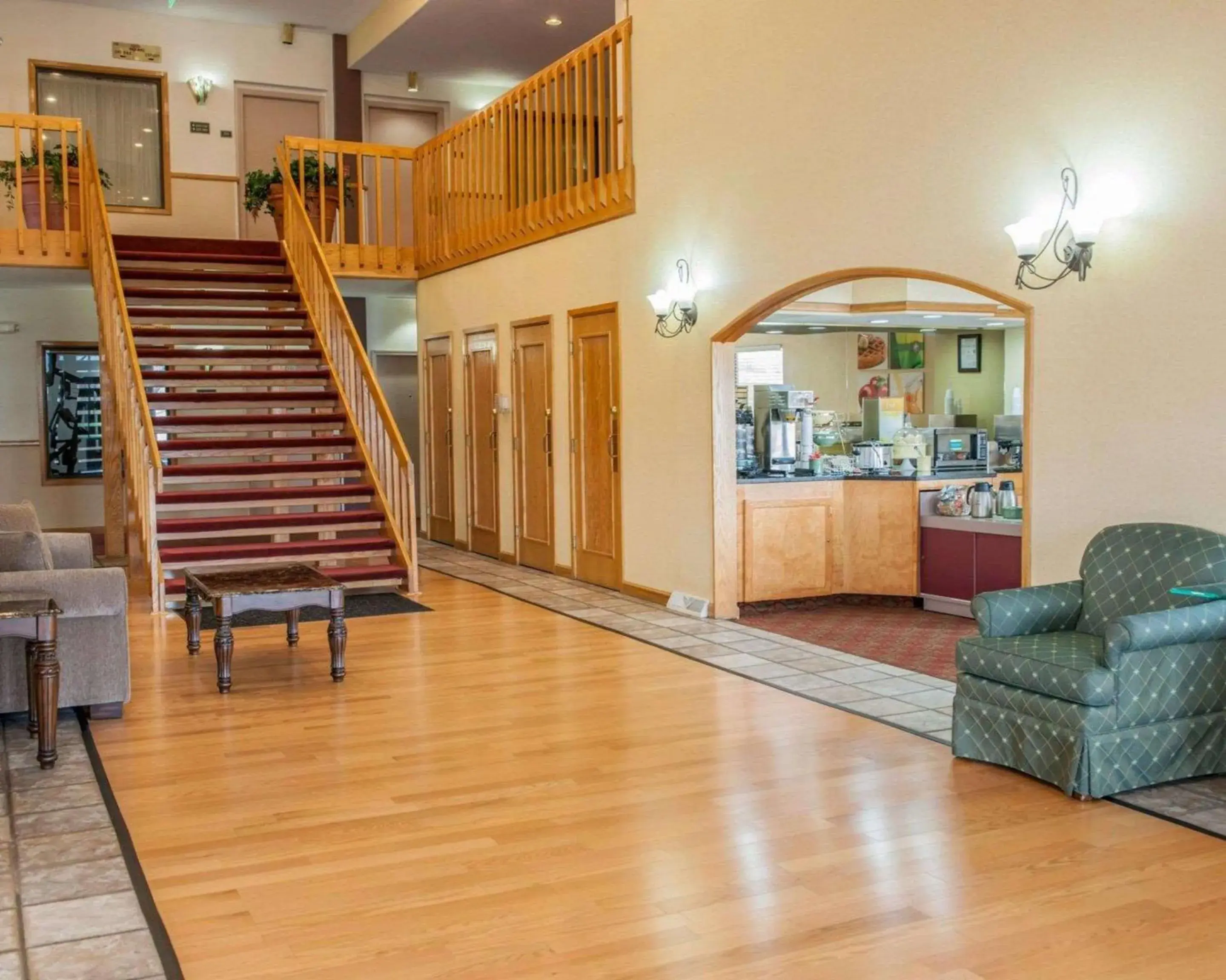 Lobby or reception in Quality Inn and Suites Indianapolis Lobby or reception in Quality Inn and Suites Indianapolis