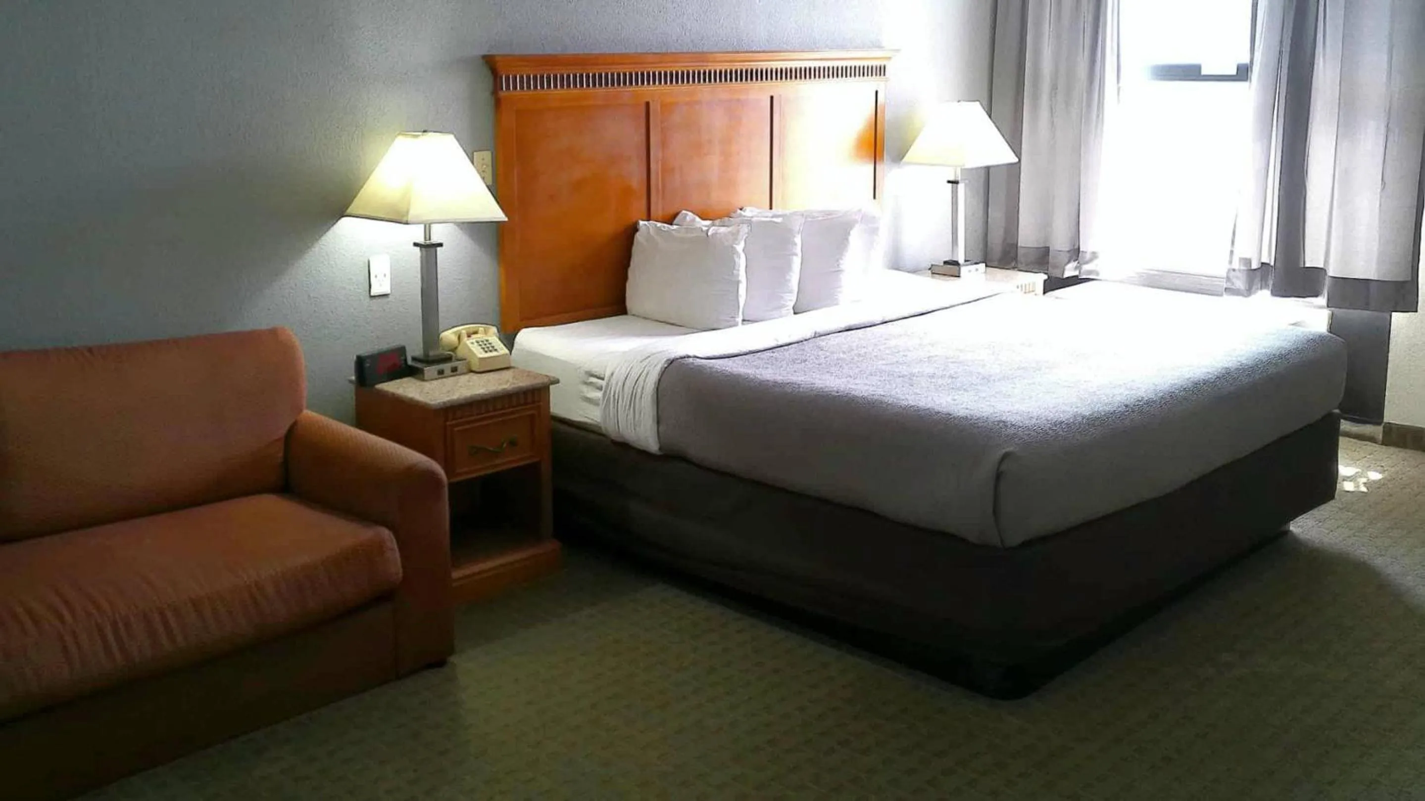 Bedroom in Quality Inn & Suites Indianapolis Northwest