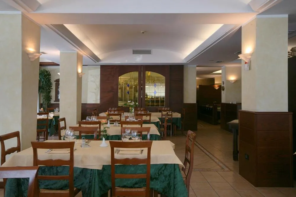 Restaurant/places to eat in Hotel Al Fogo