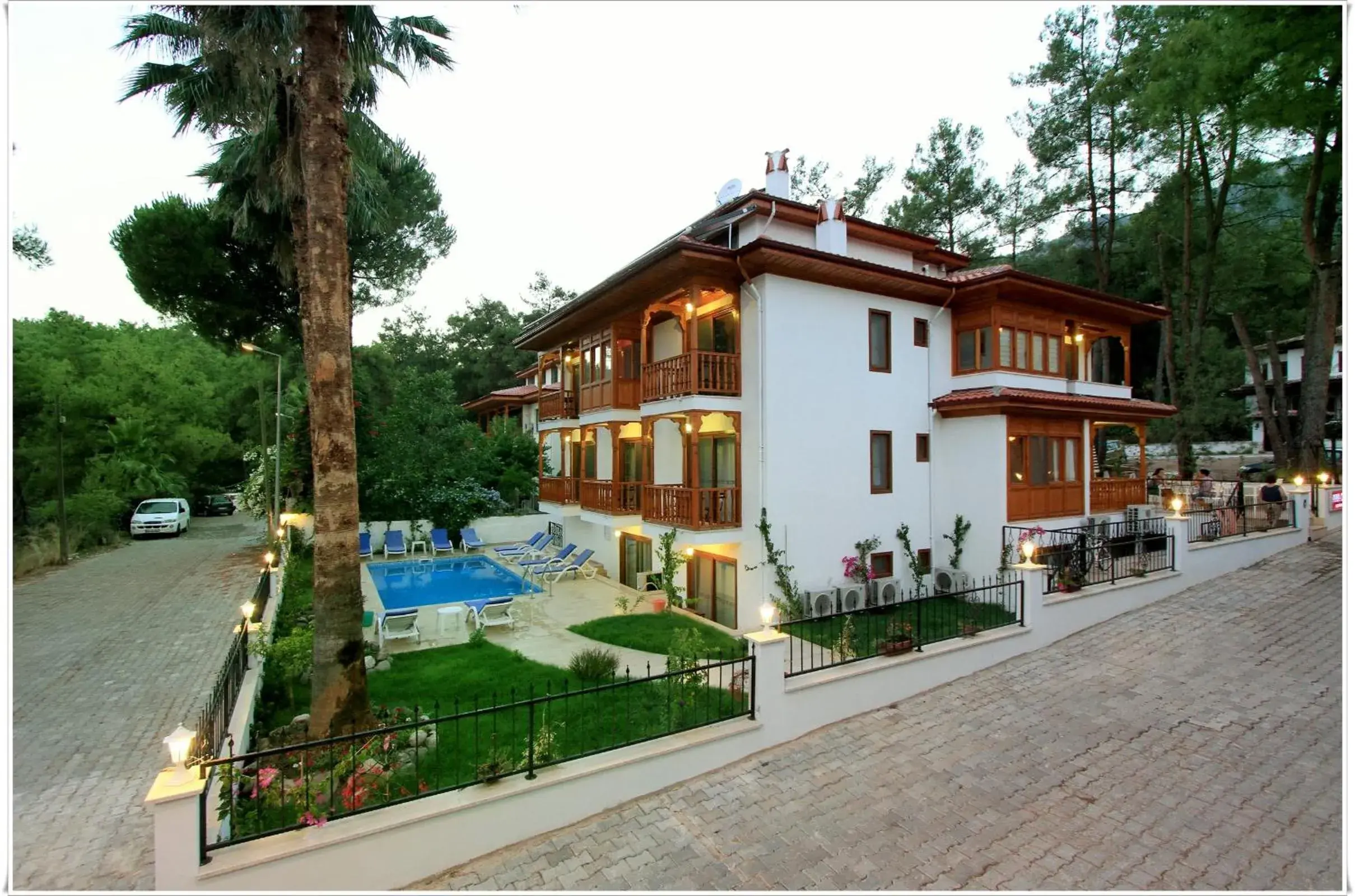 Ayka Hotel Ayka Hotel