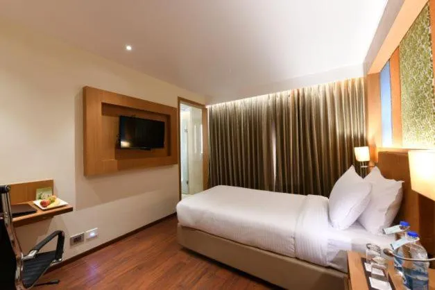 Bed in The Fern, Kolhapur