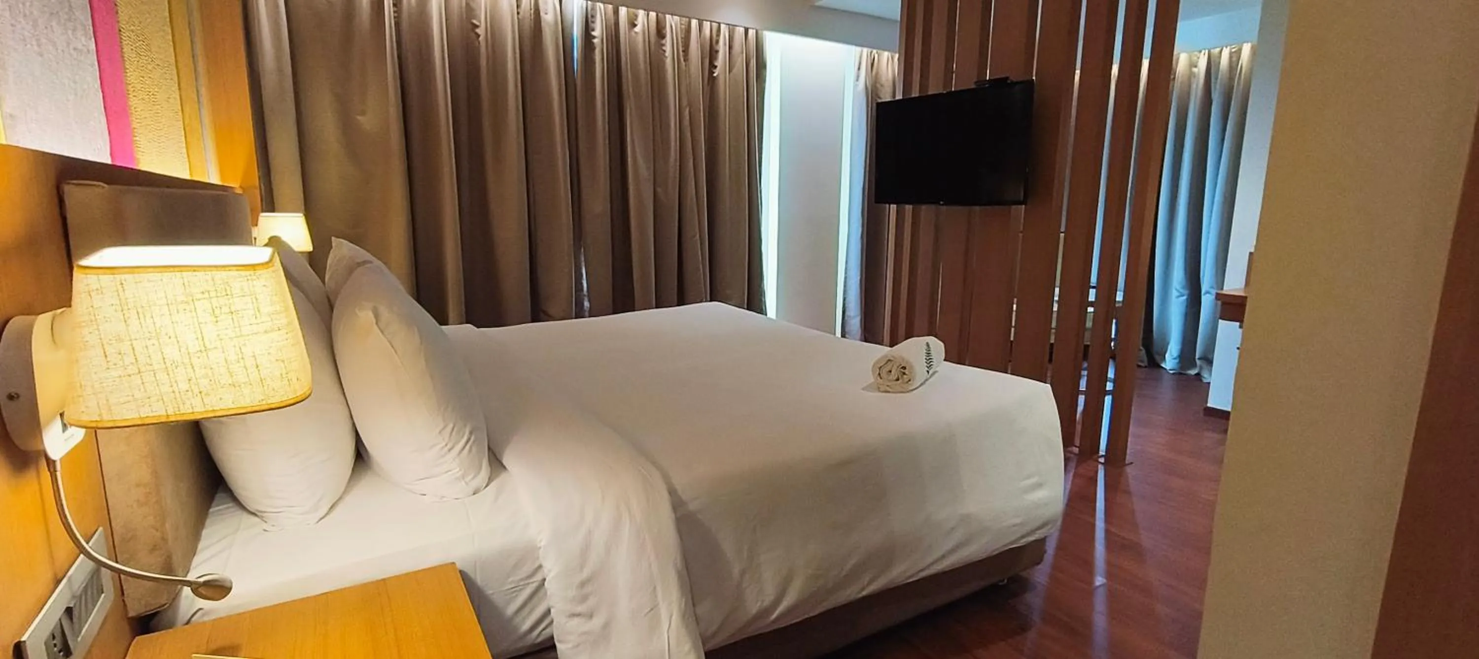 Photo of the whole room, Bed in The Fern, Kolhapur