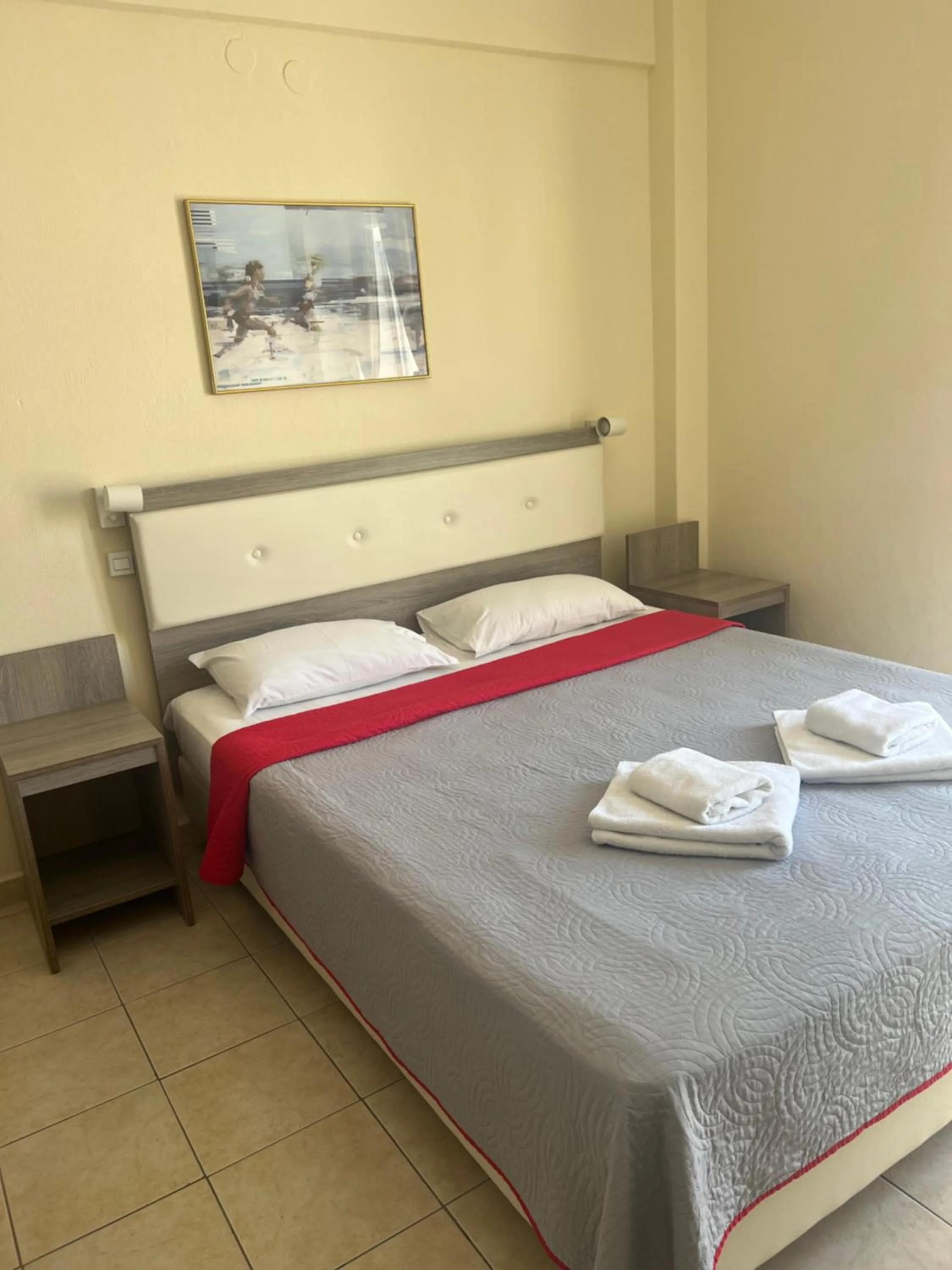 SimOtel Ermis