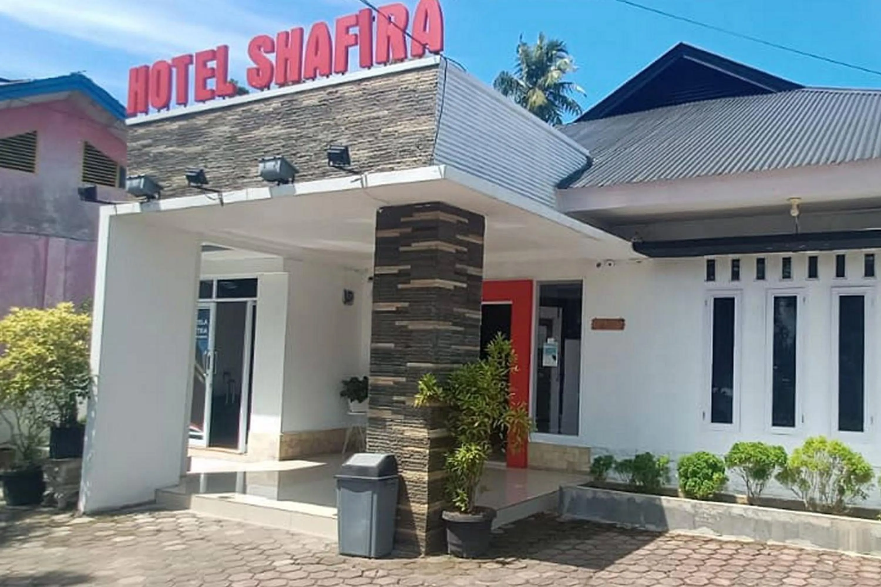 Property building in Hotel Shafira Pariaman Syariah Mitra RedDoorz