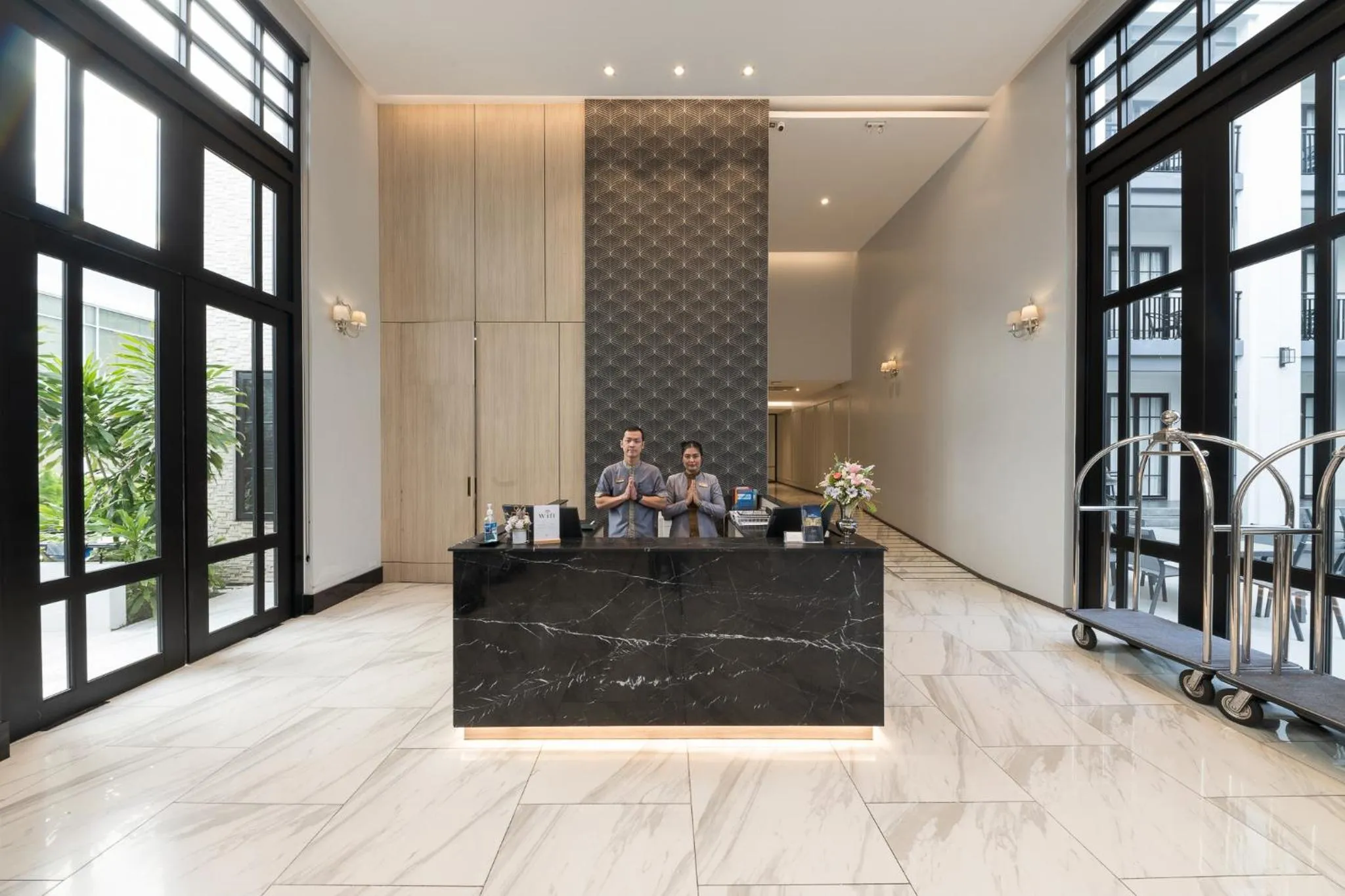 Lobby or reception in One Patio Hotel Pattaya - SHA Extra Plus