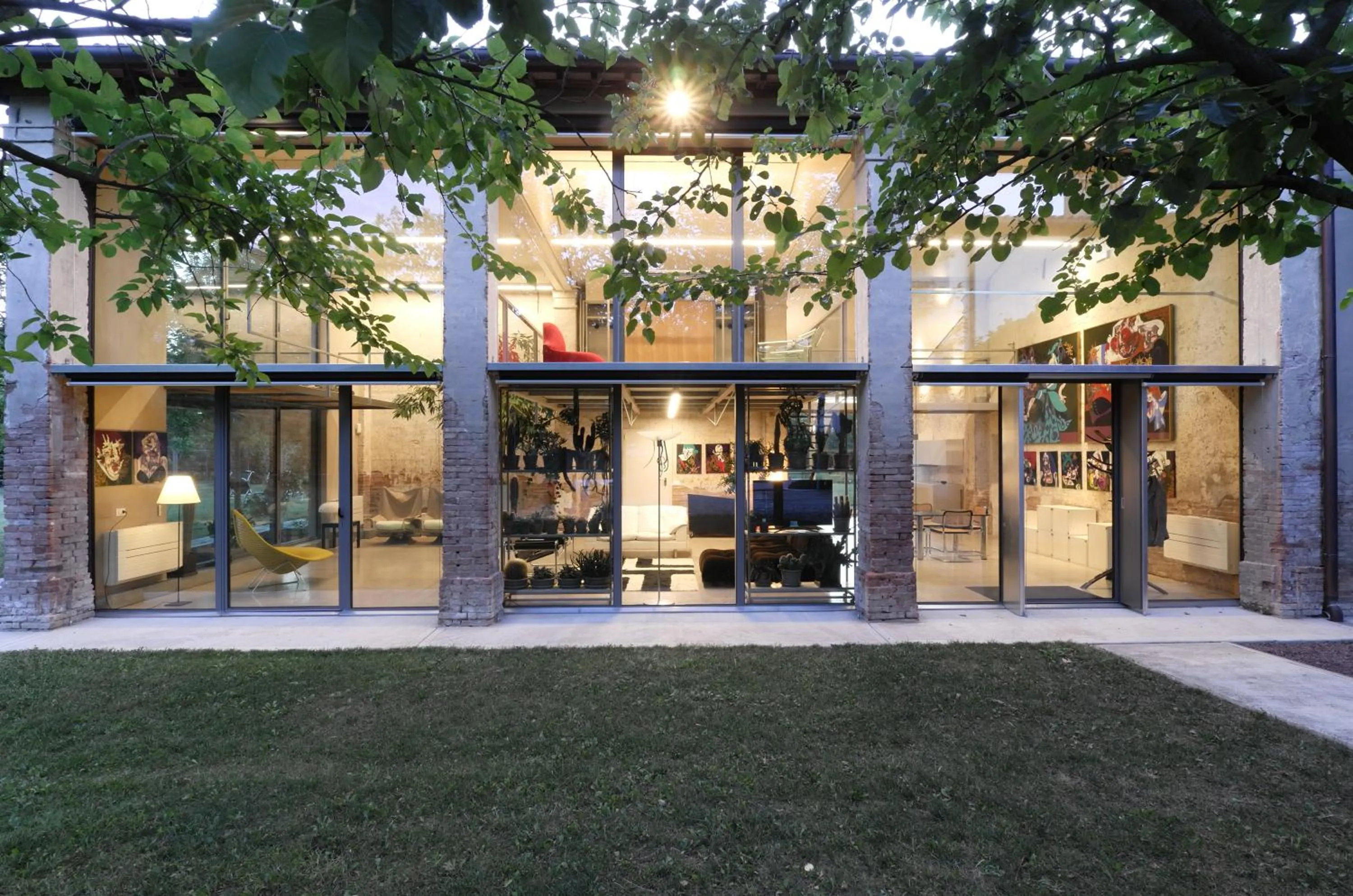 Property building in Sacramora