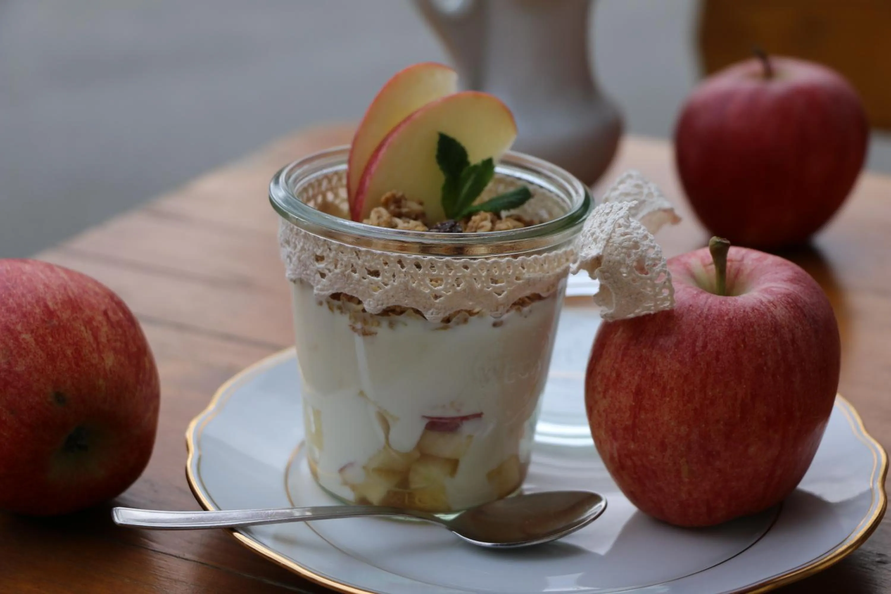 Restaurant/places to eat in Residence Kahn