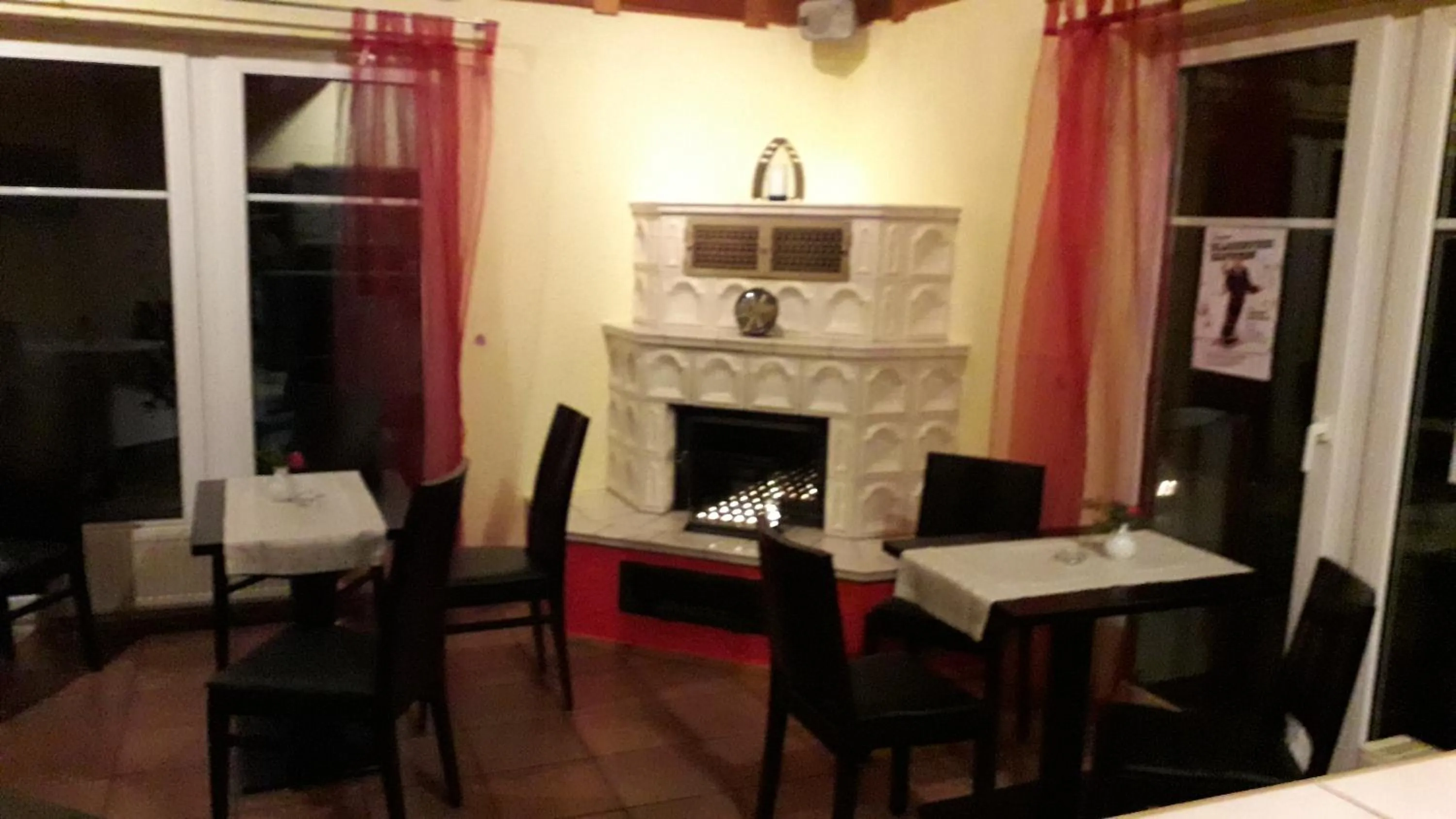 Restaurant/places to eat in Hotel Rosengarten Leipzig-Naunhof