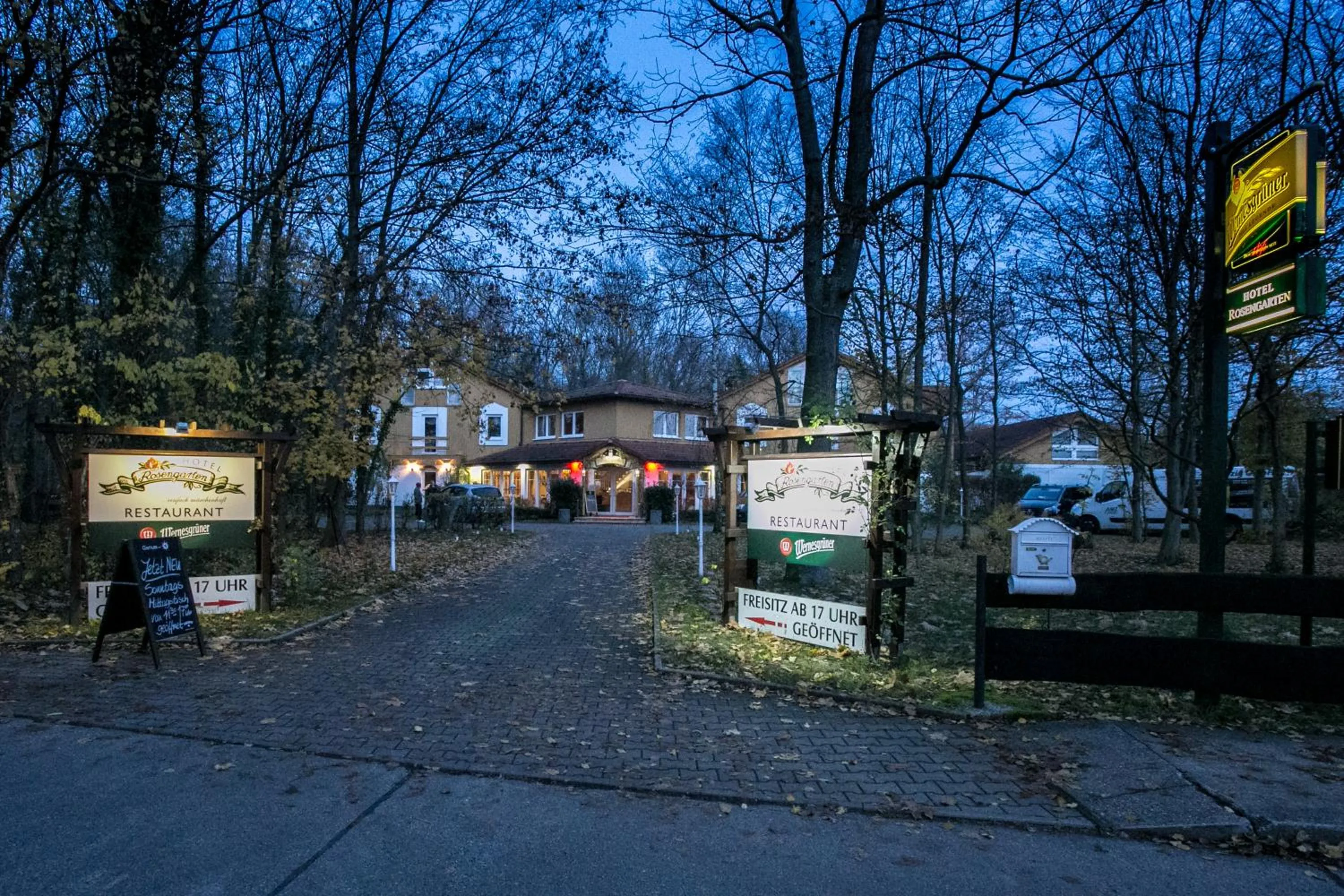 Property building in Hotel Rosengarten Leipzig-Naunhof