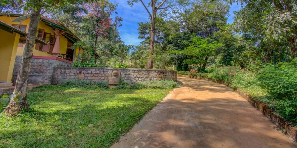 Garden in amã Stays & Trails, Rare Earth Estate