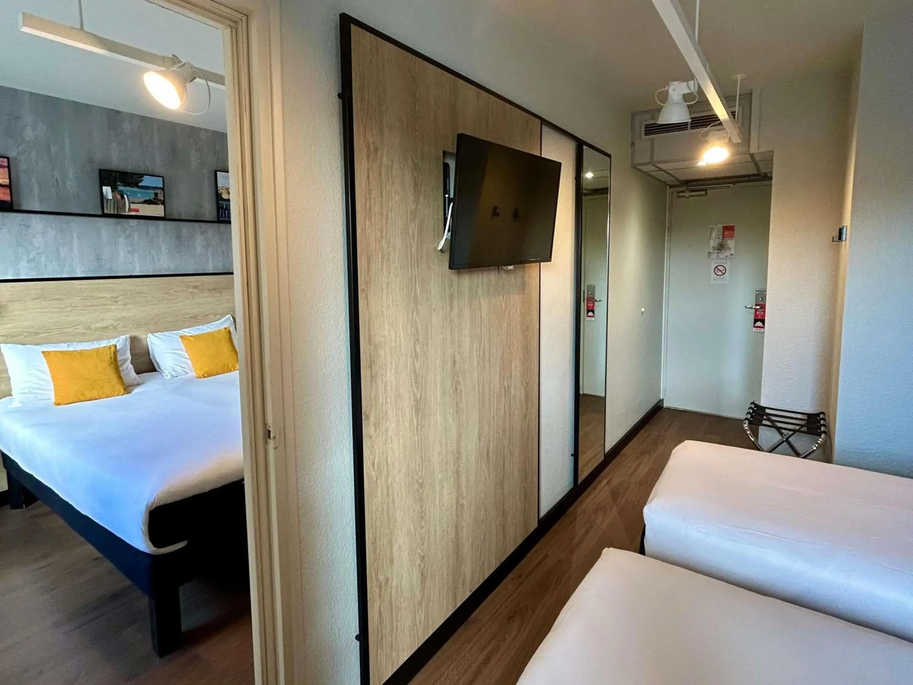 Property building, Bed in ibis Saint-Malo Madeleine Property building, Bed in ibis Saint-Malo Madeleine