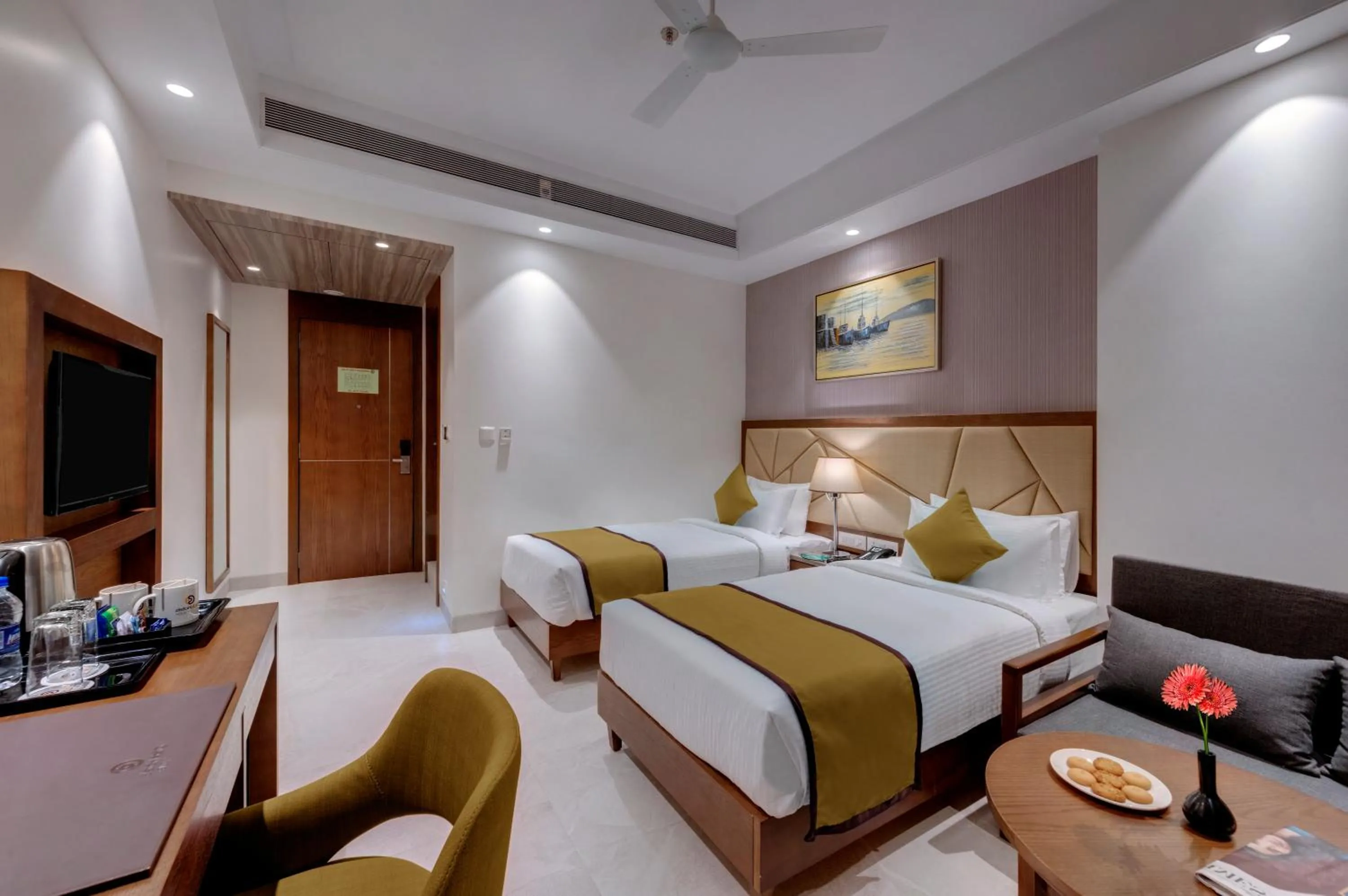 Photo of the whole room, Bed in Click Hotel Aurangabad