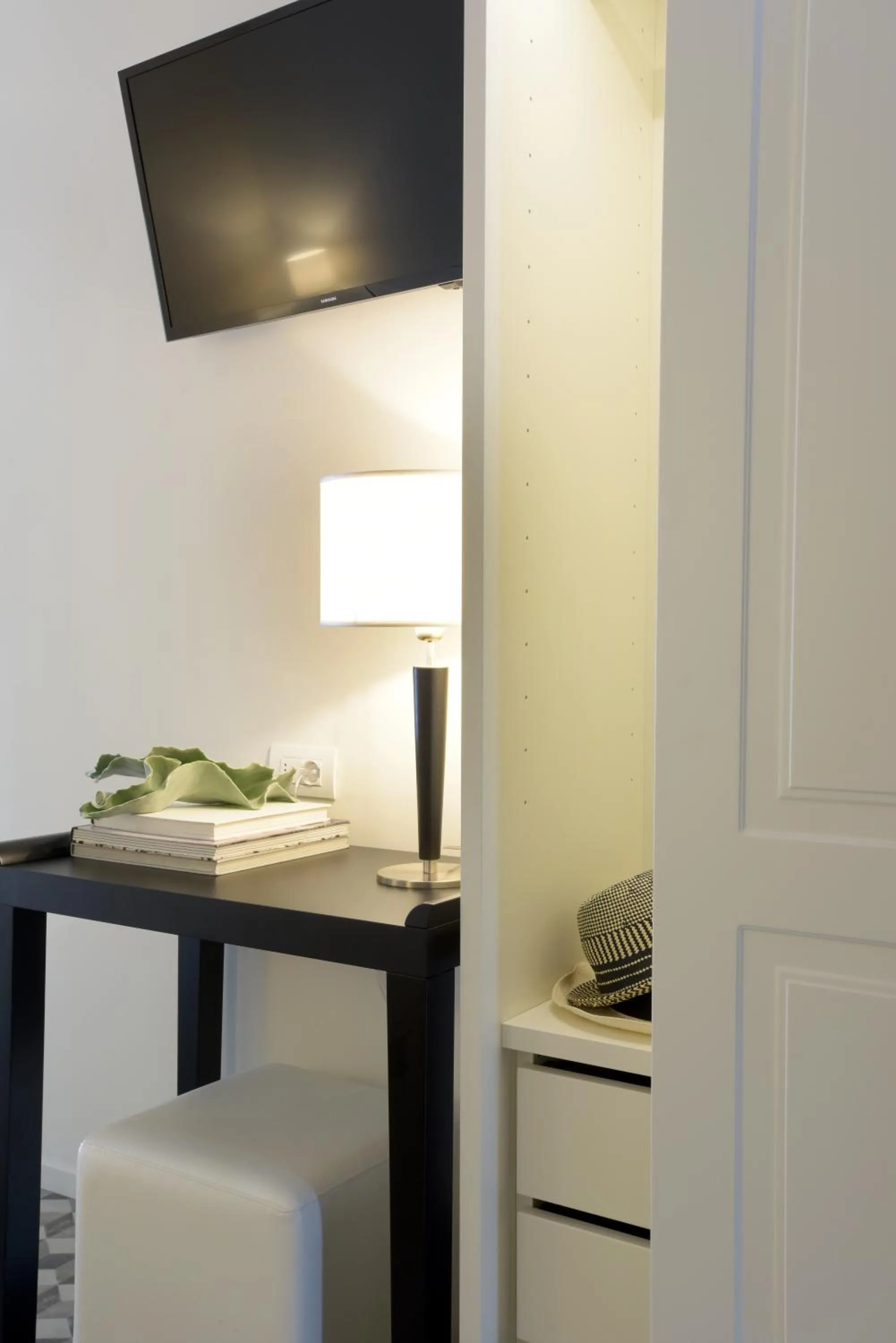 Decorative detail in Hotel Capanni