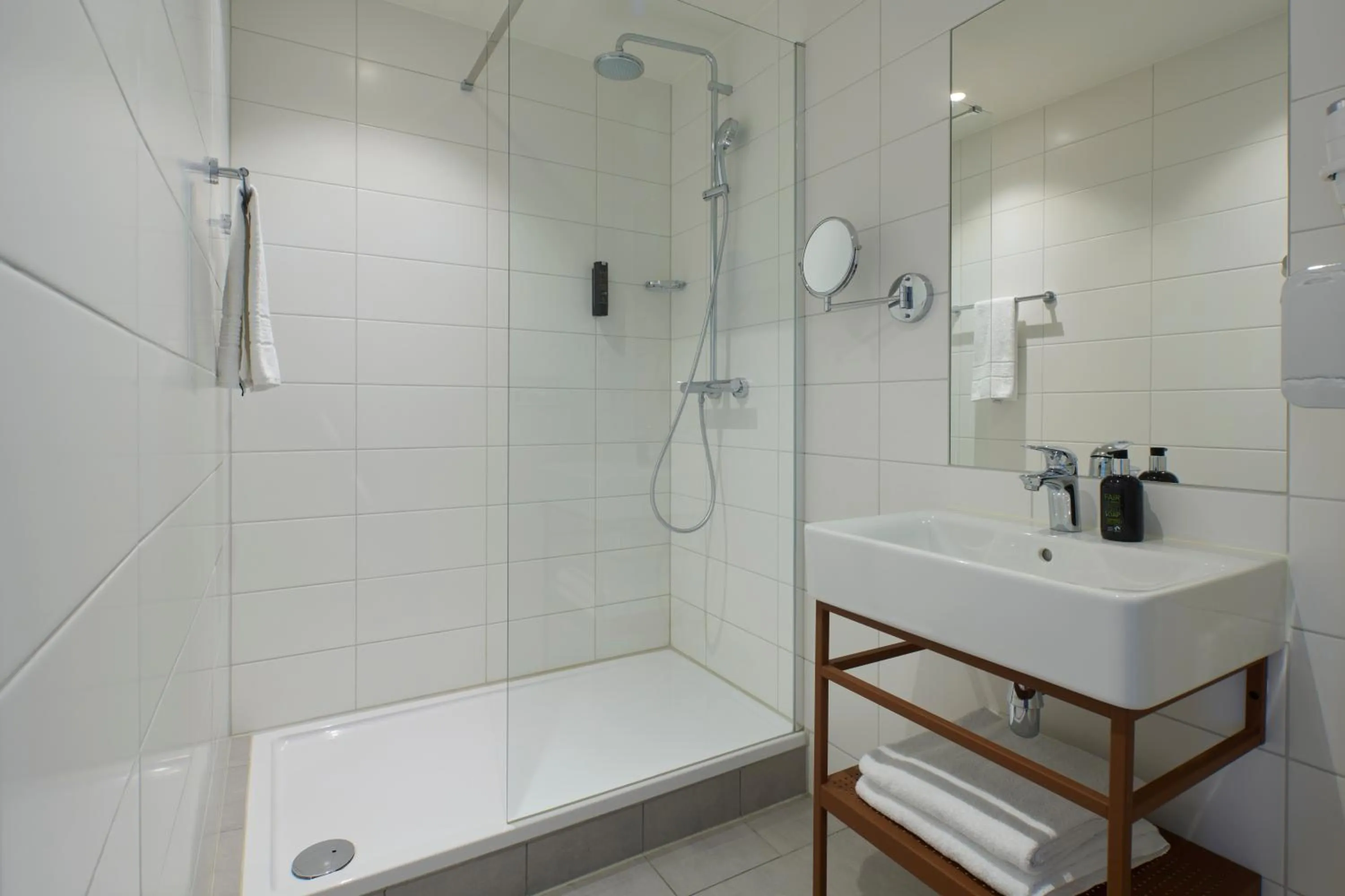 Shower in Cityden BoLo District