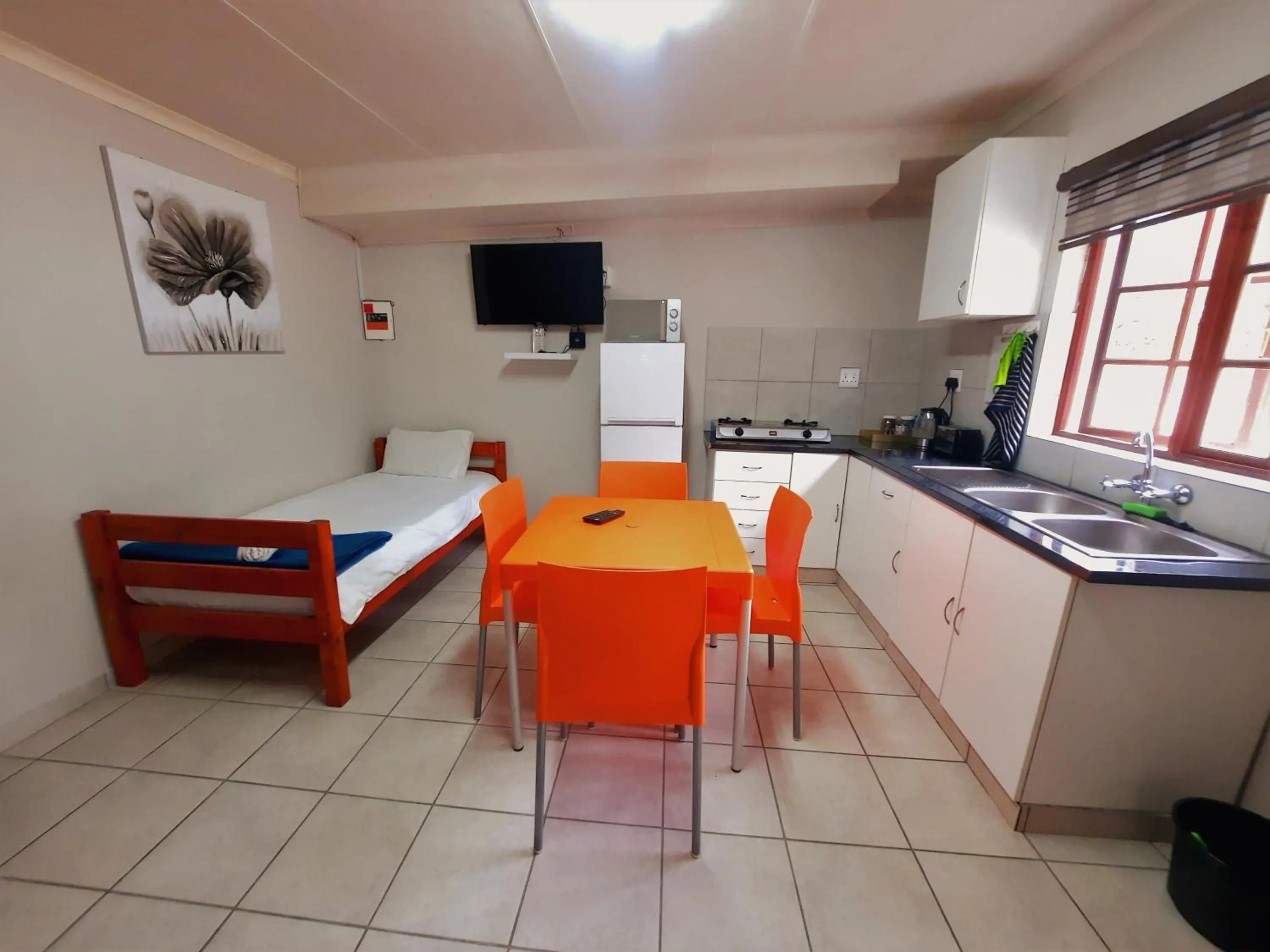 Kitchen or kitchenette in Highlands Creek Self Catering Accommodation