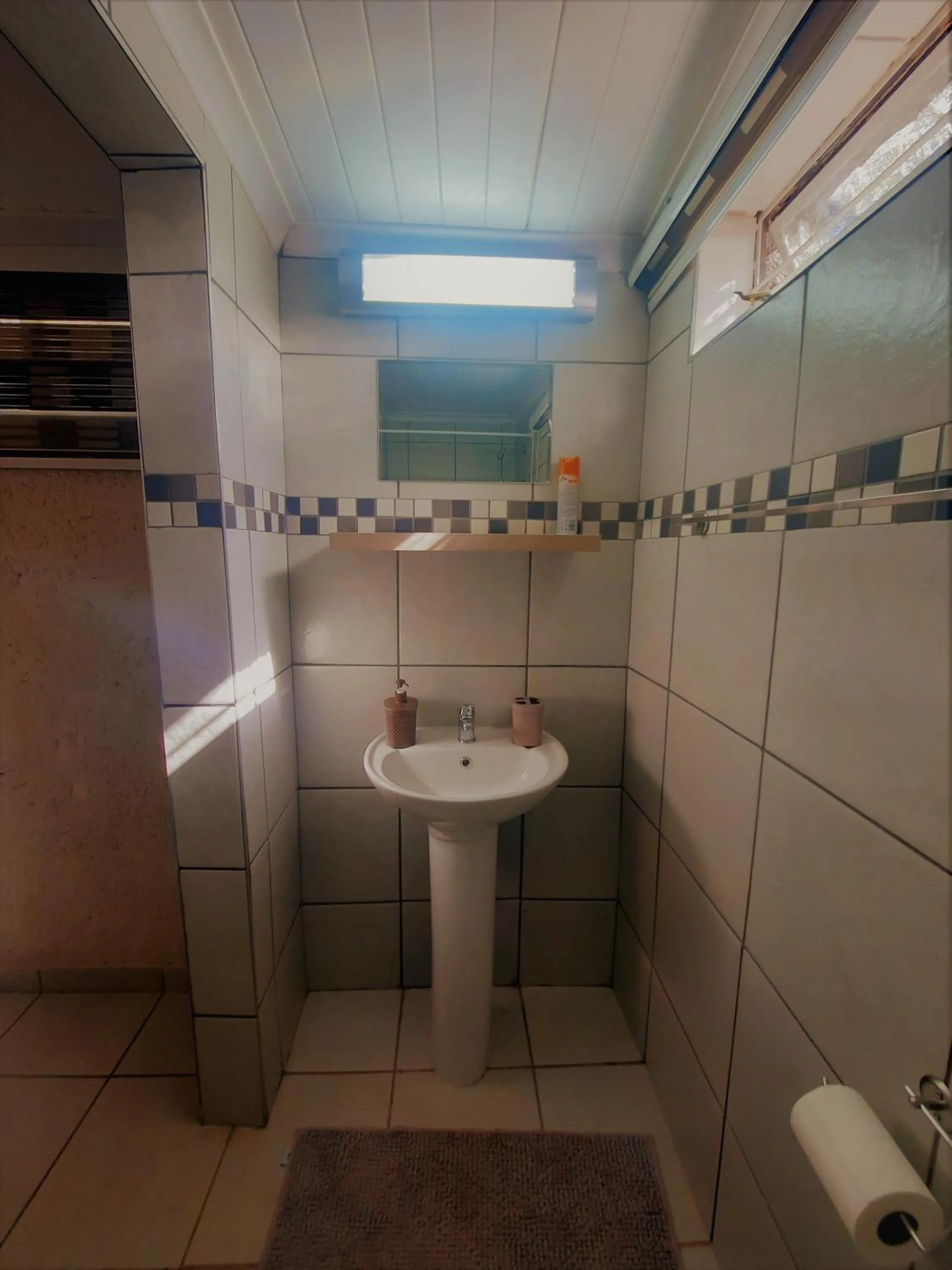 Bathroom in Highlands Creek Self Catering Accommodation