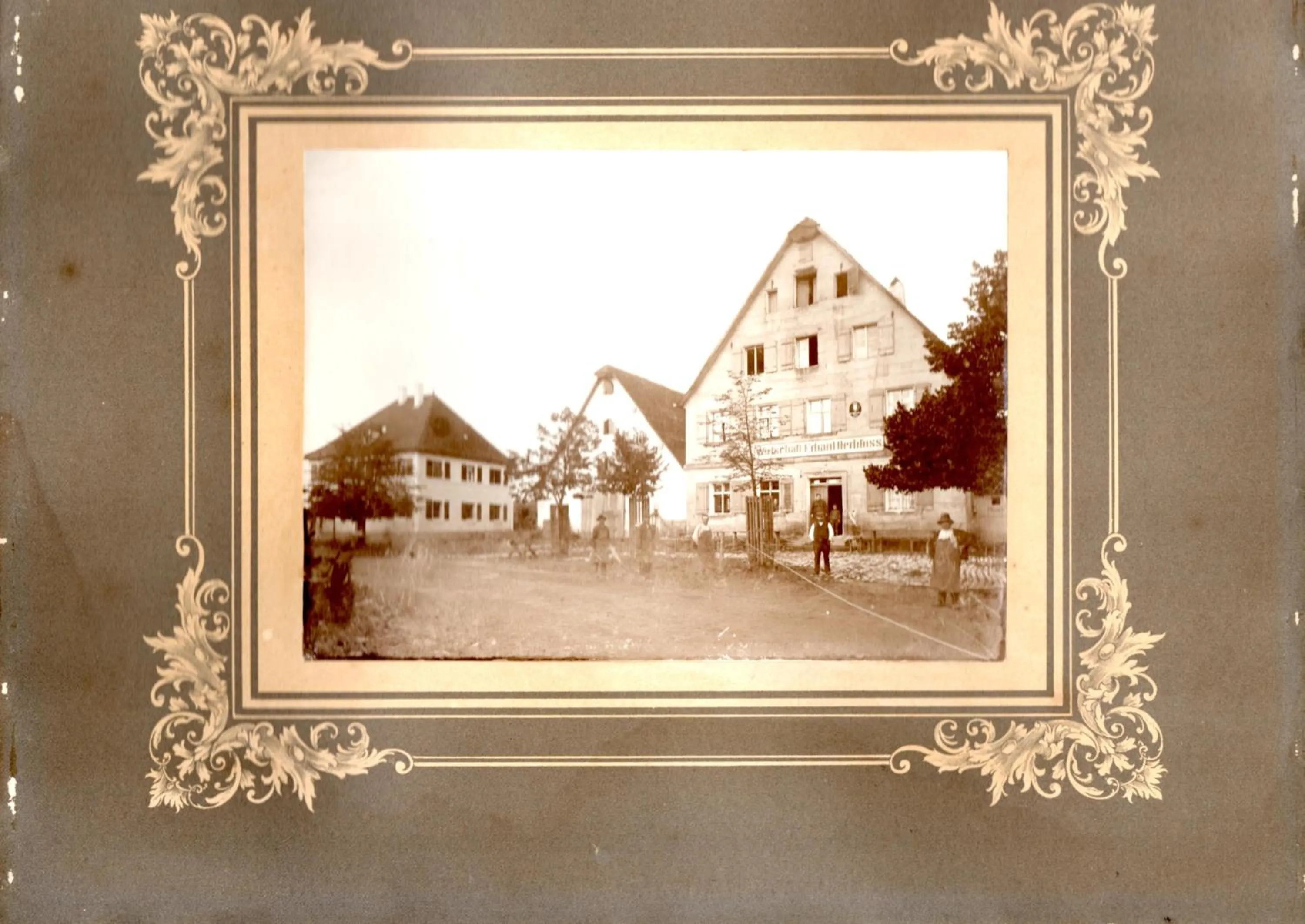 Property building in Hotel Gasthof Weißer Löwe