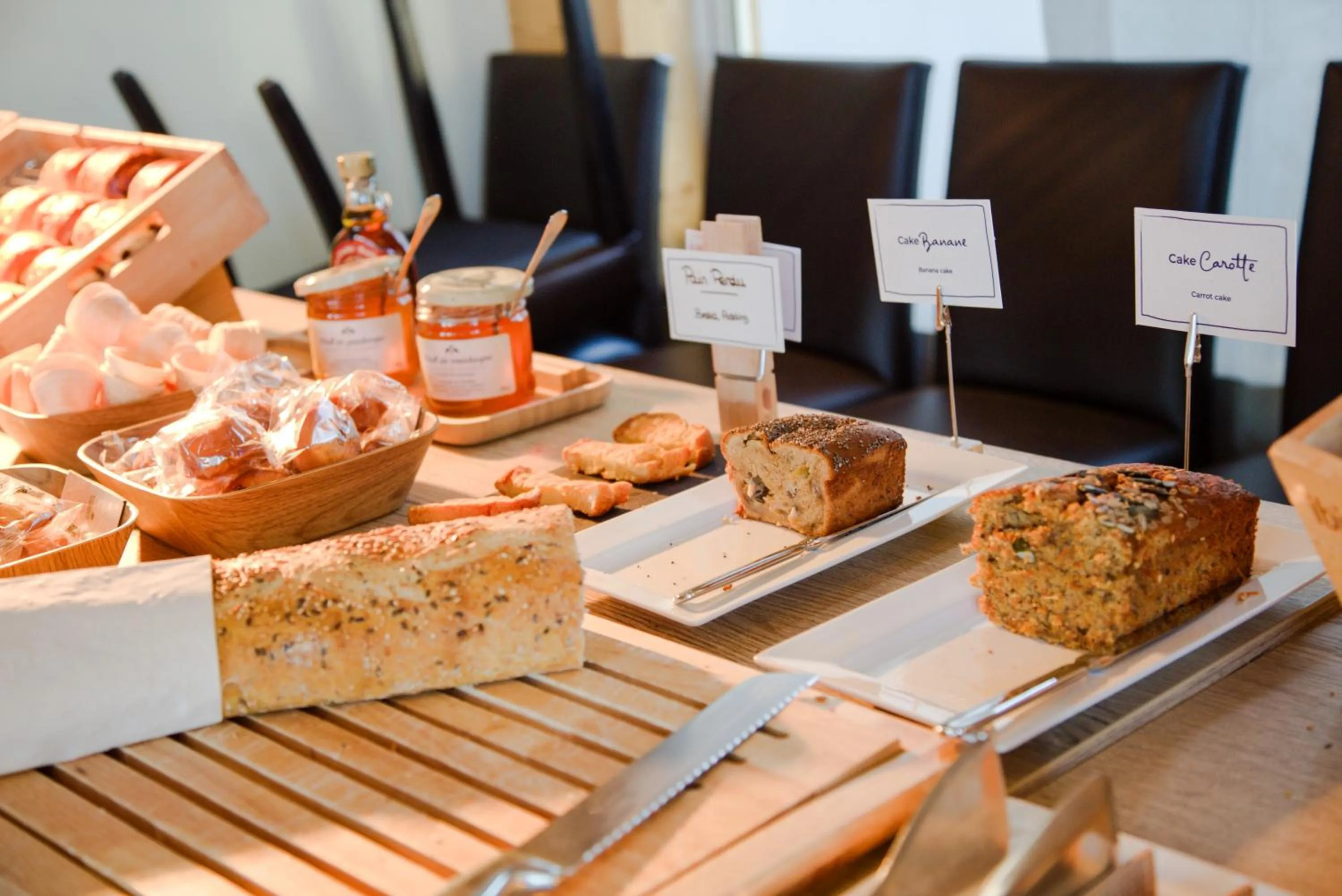 Food and drinks in ibis Clermont Ferrand Sud Herbet