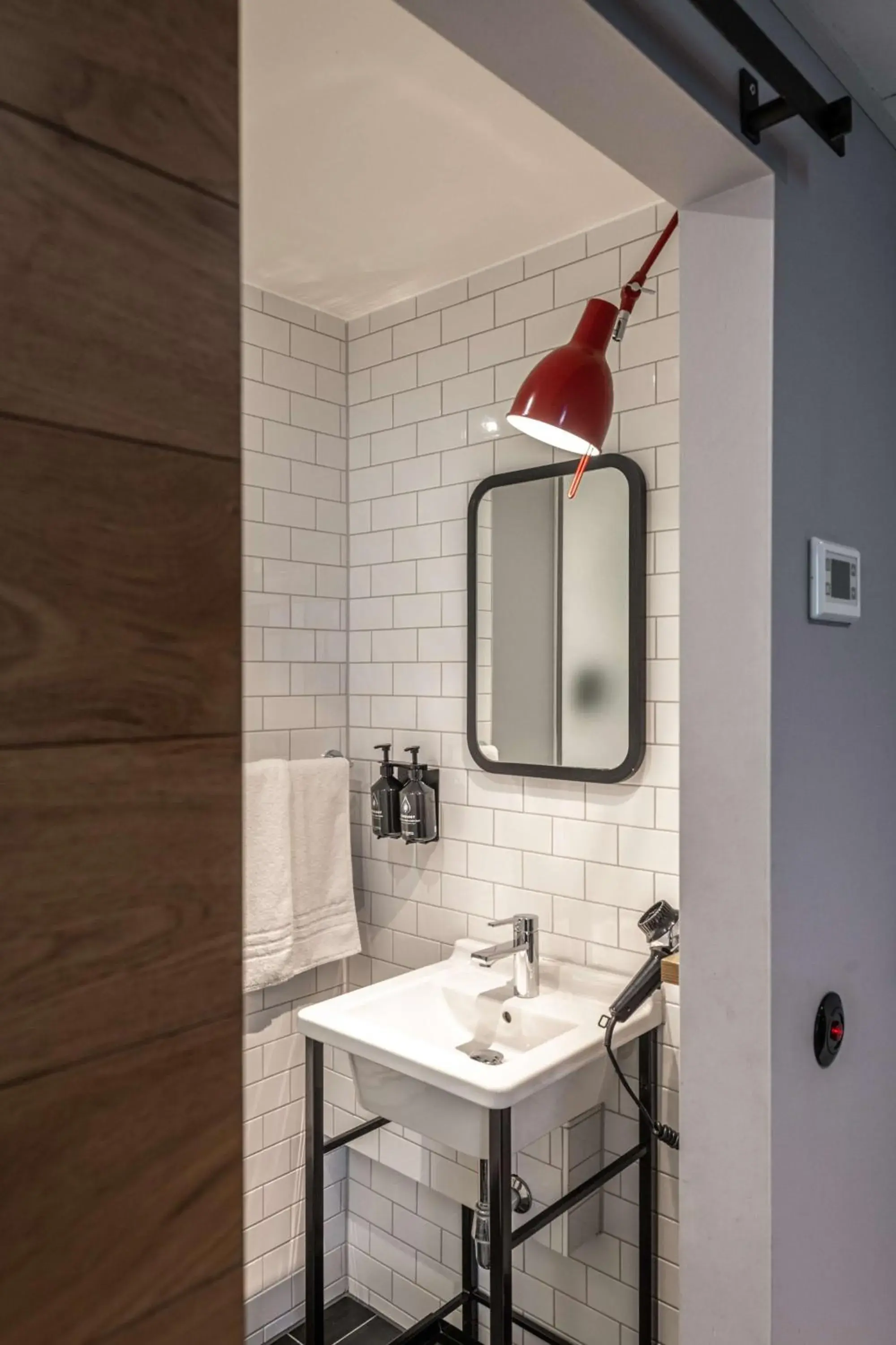 Bathroom in pentahotel Paris Charles de Gaulle Bathroom in pentahotel Paris Charles de Gaulle