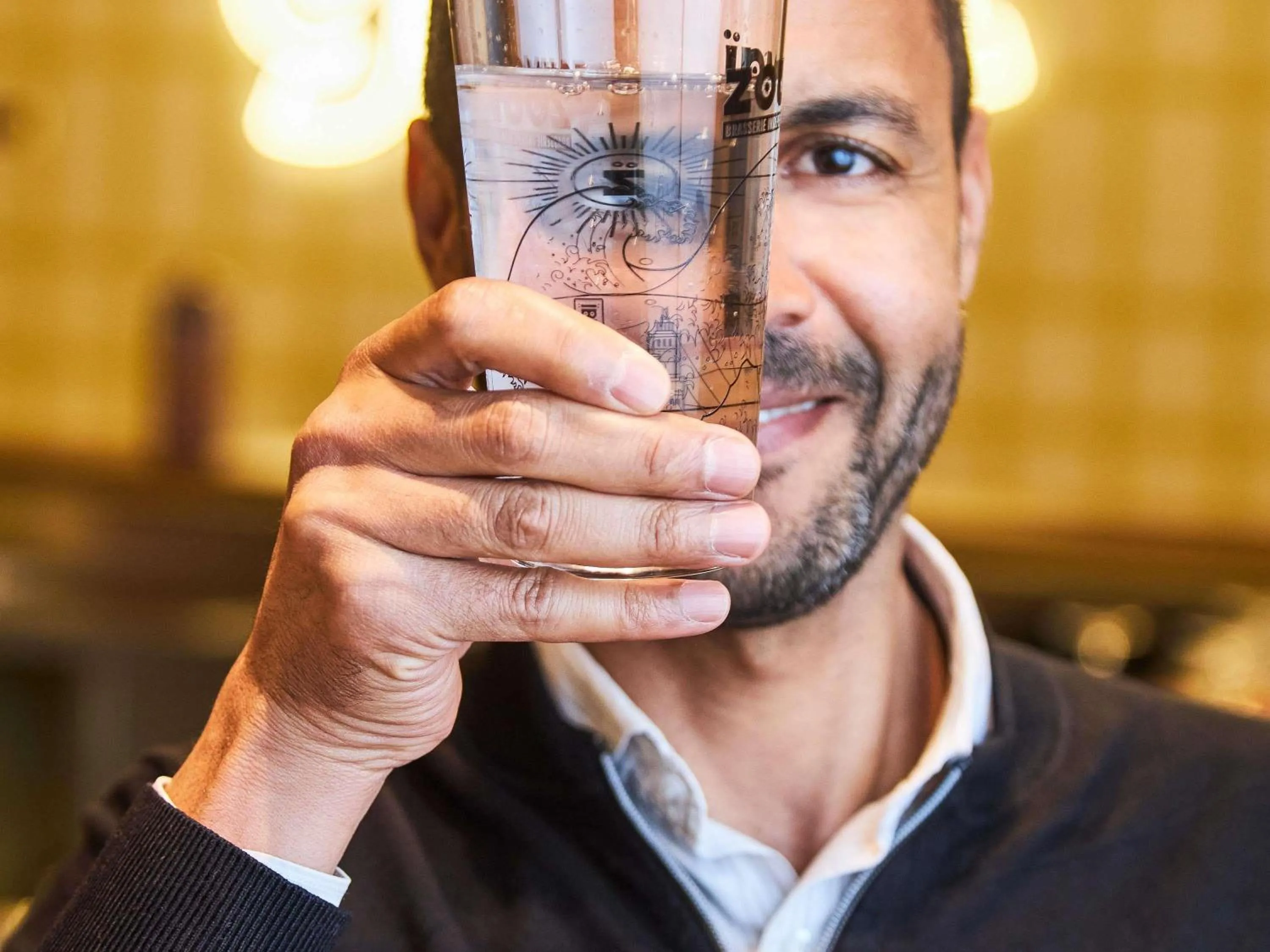 Restaurant/places to eat in greet hotel Marseille Parc Chanot Velodrome