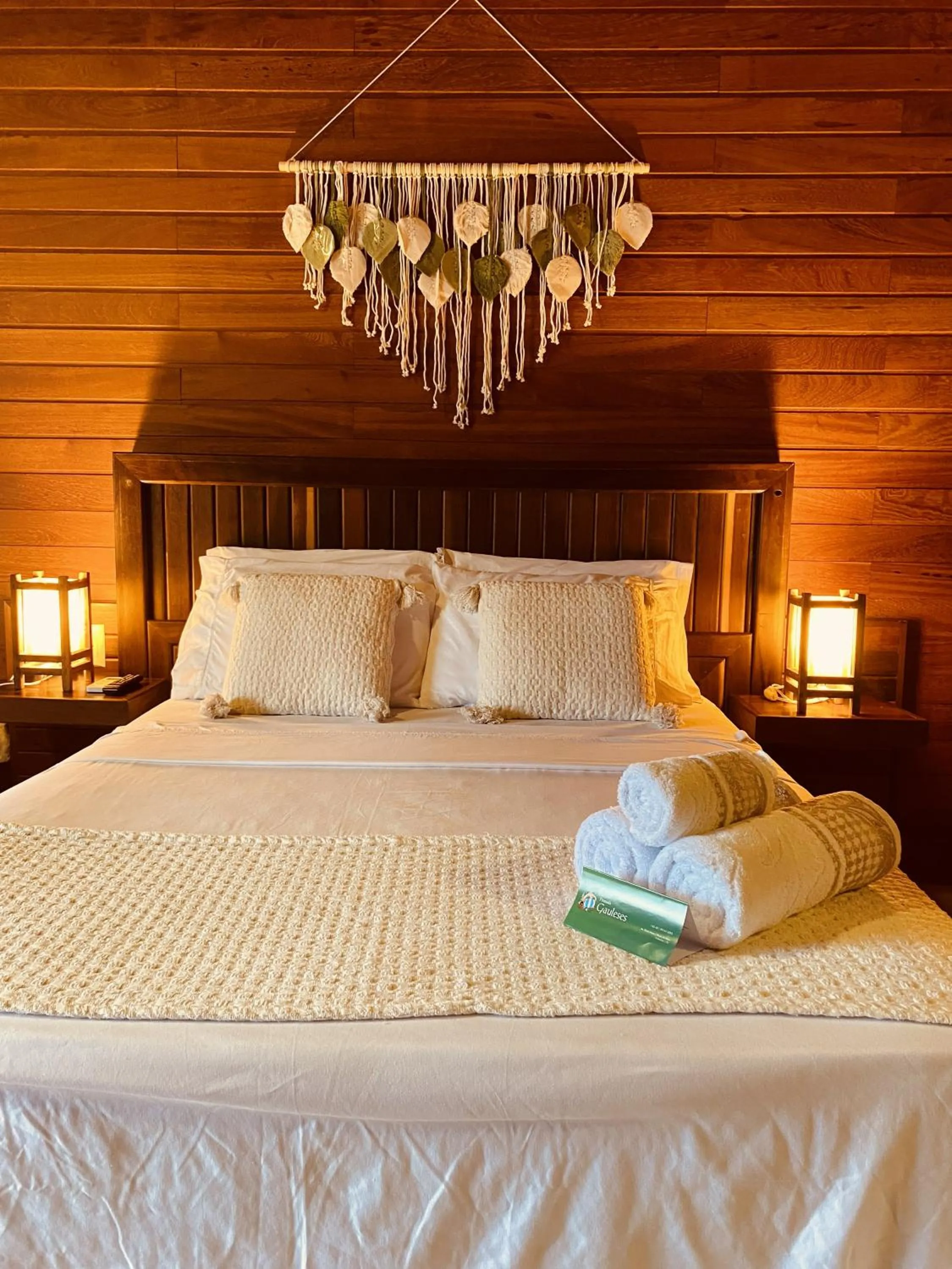 Bed in Pousada Gauleses - Refugio de Charme na Praia do Rosa by La Vem Férias