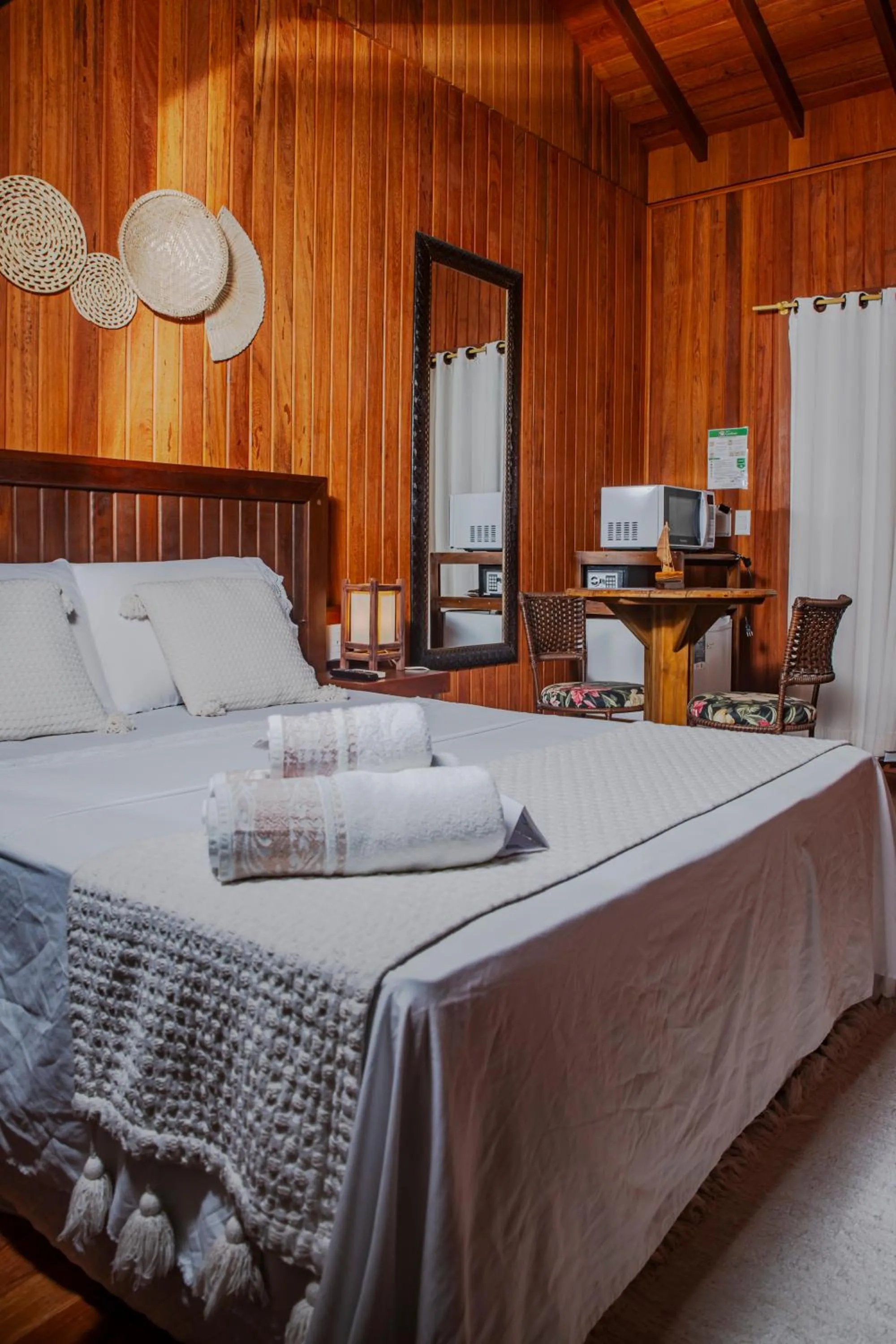 Bed in Pousada Gauleses - Refugio de Charme na Praia do Rosa by La Vem Férias