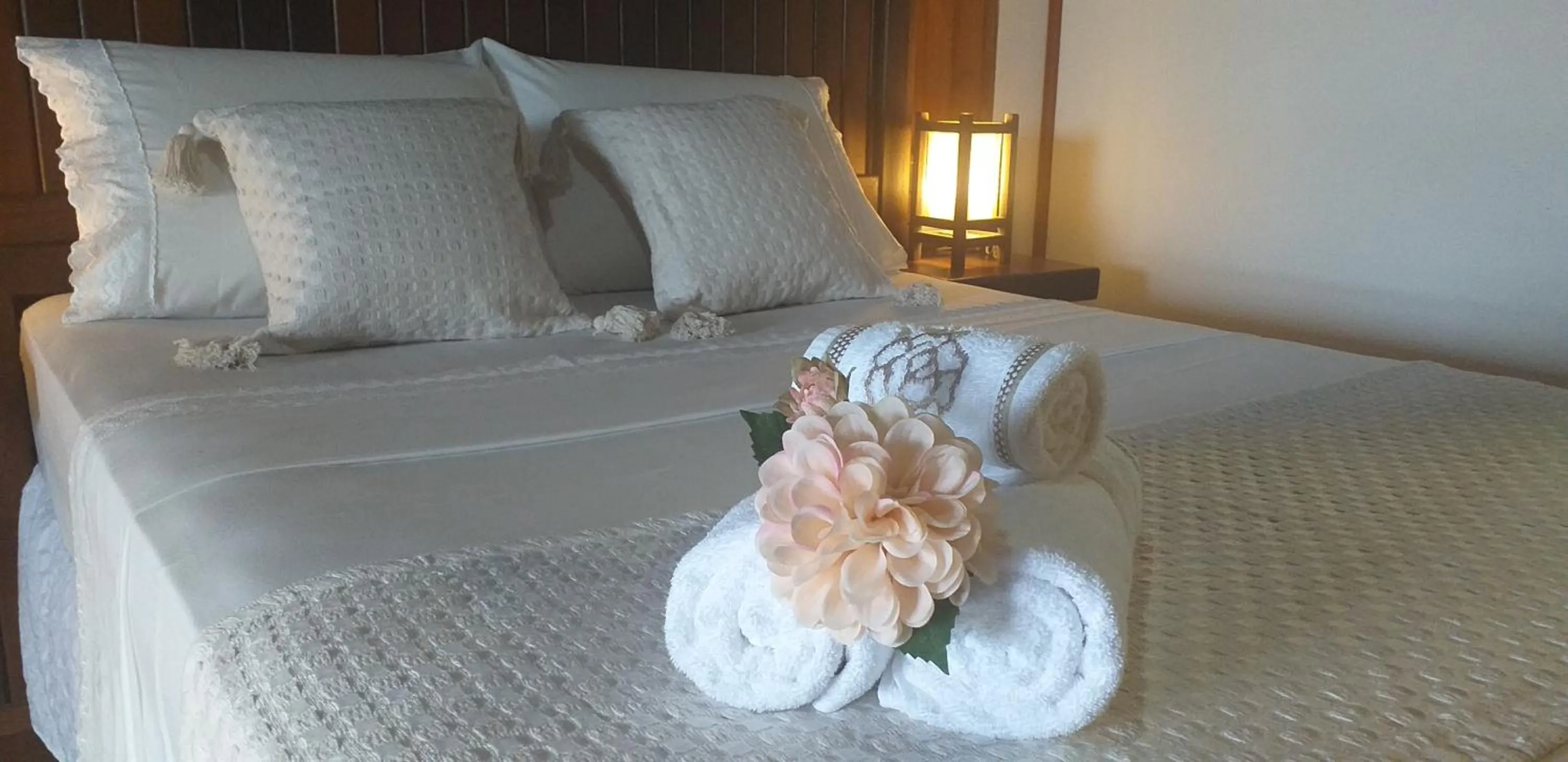 Bed in Pousada Gauleses