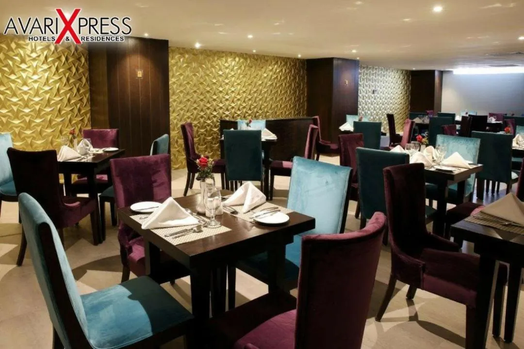 Restaurant/places to eat in Avari Xpress, Islamabad