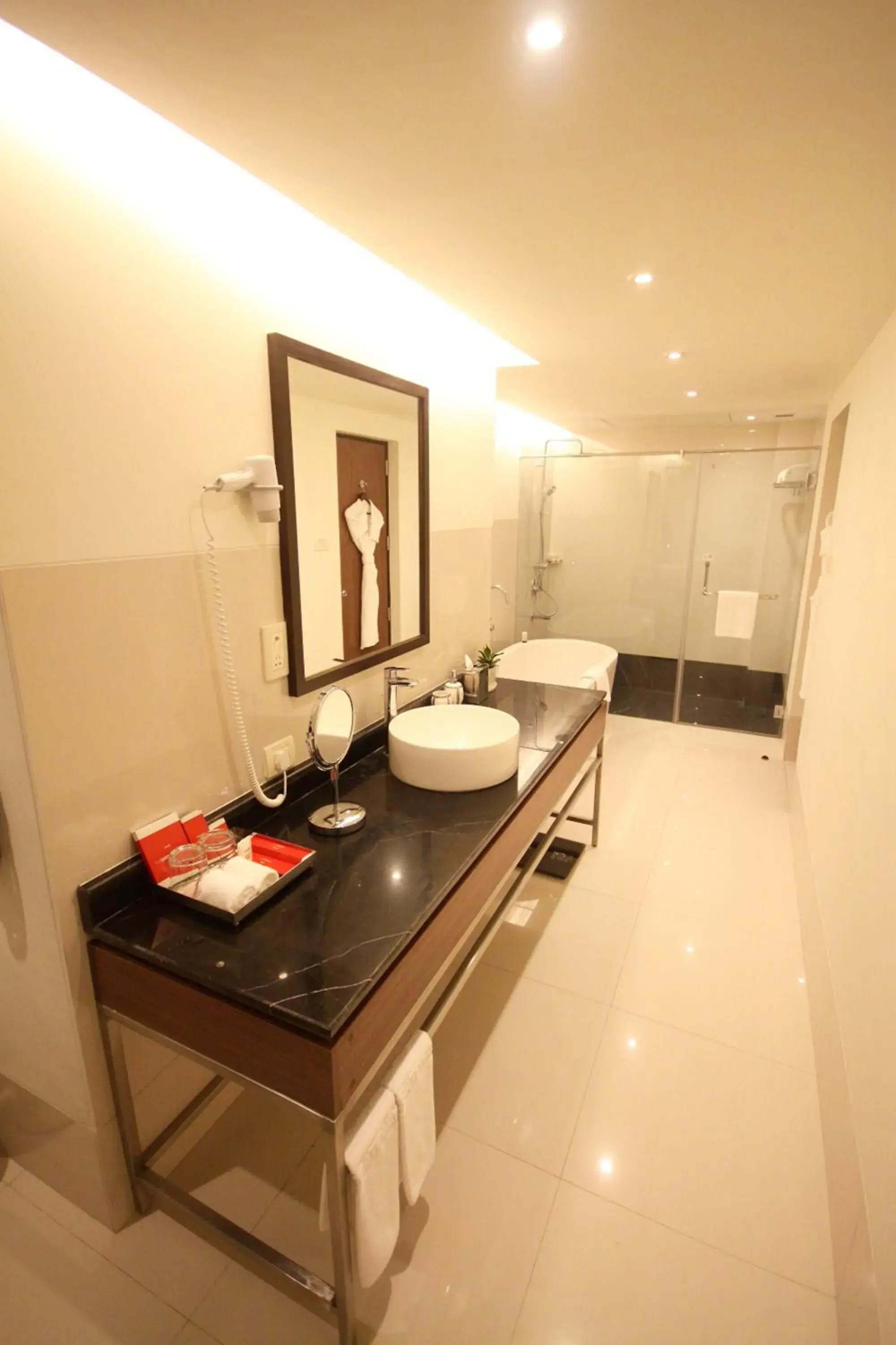 Bathroom, Bed in Vivanta Kolkata EM Bypass Bathroom, Bed in Vivanta Kolkata EM Bypass
