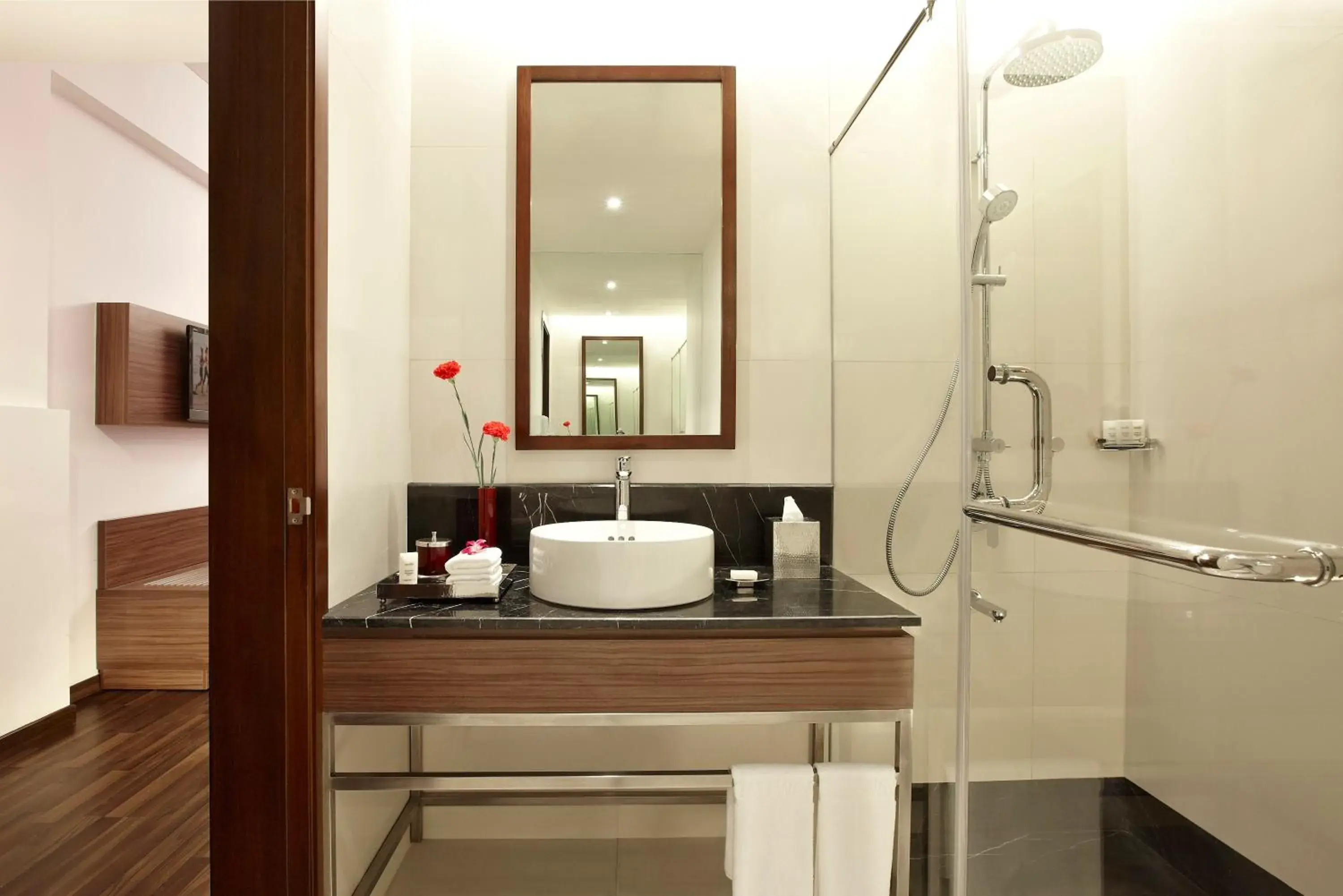 Superior Room City View King Bed - single occupancy in Vivanta Kolkata EM Bypass Superior Room City View King Bed - single occupancy in Vivanta Kolkata EM Bypass