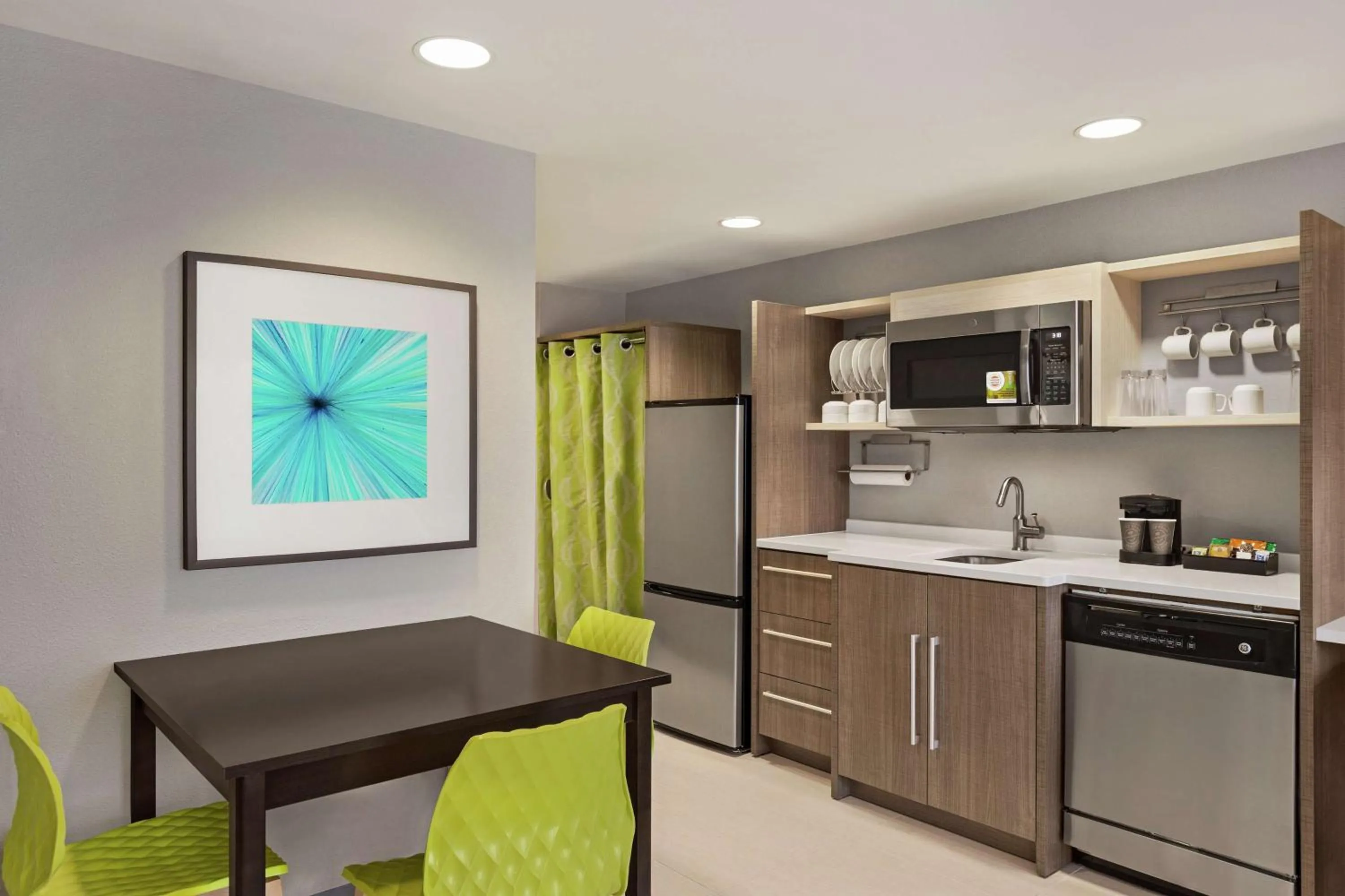 Kitchen or kitchenette in Home2 Suites By Hilton Fernandina Beach on Amelia Island, FL