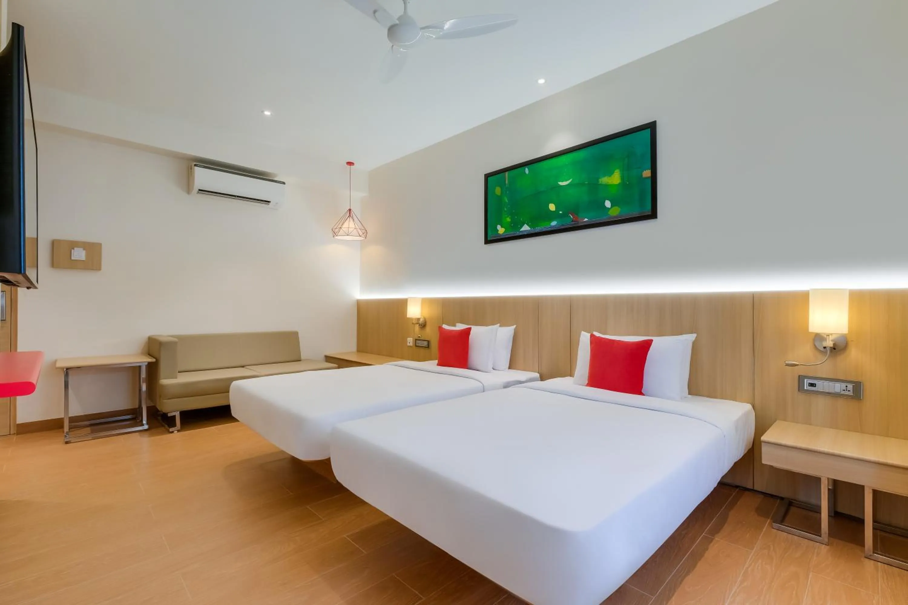 Bed in Red Fox by Lemon Tree Hotels, Vijayawada