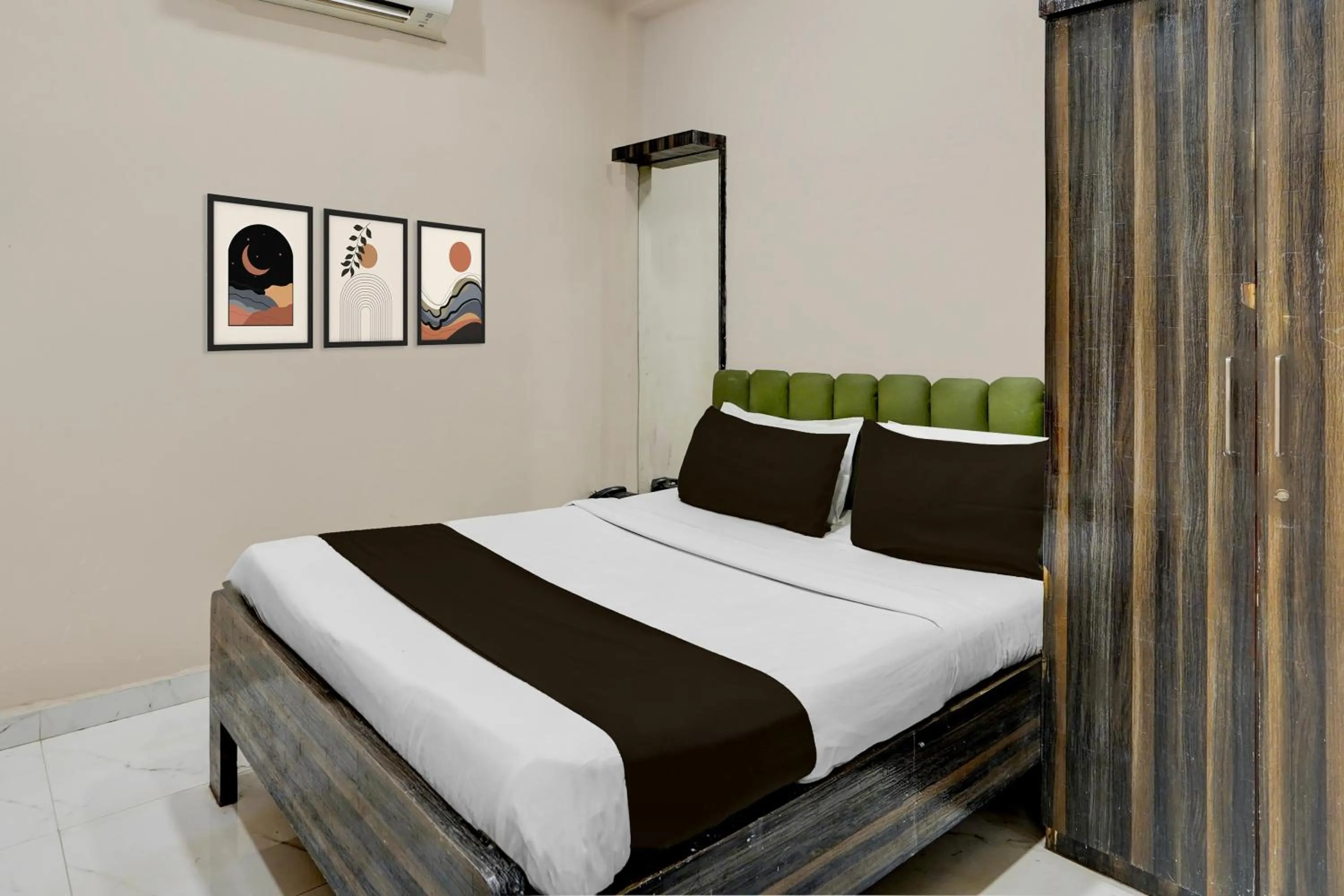 Bedroom in Hotel O Sonali