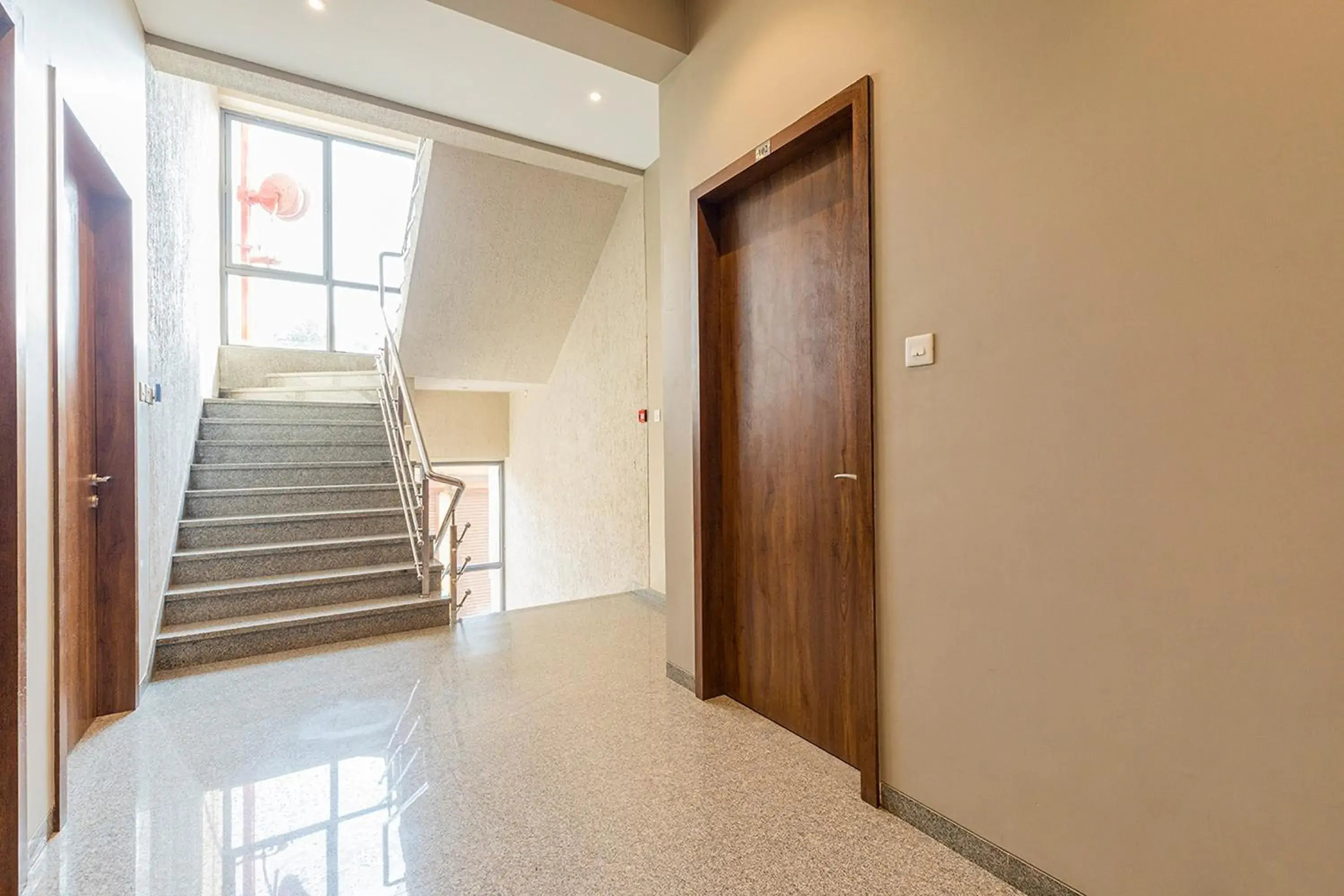 Property building in Hotel Seven Oaks Property building in Hotel Seven Oaks