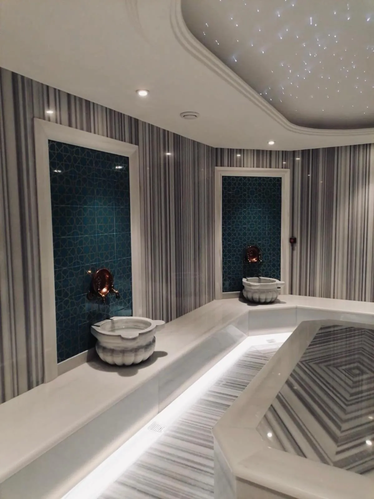 Public Bath in Radisson Blu Hotel, Sakarya