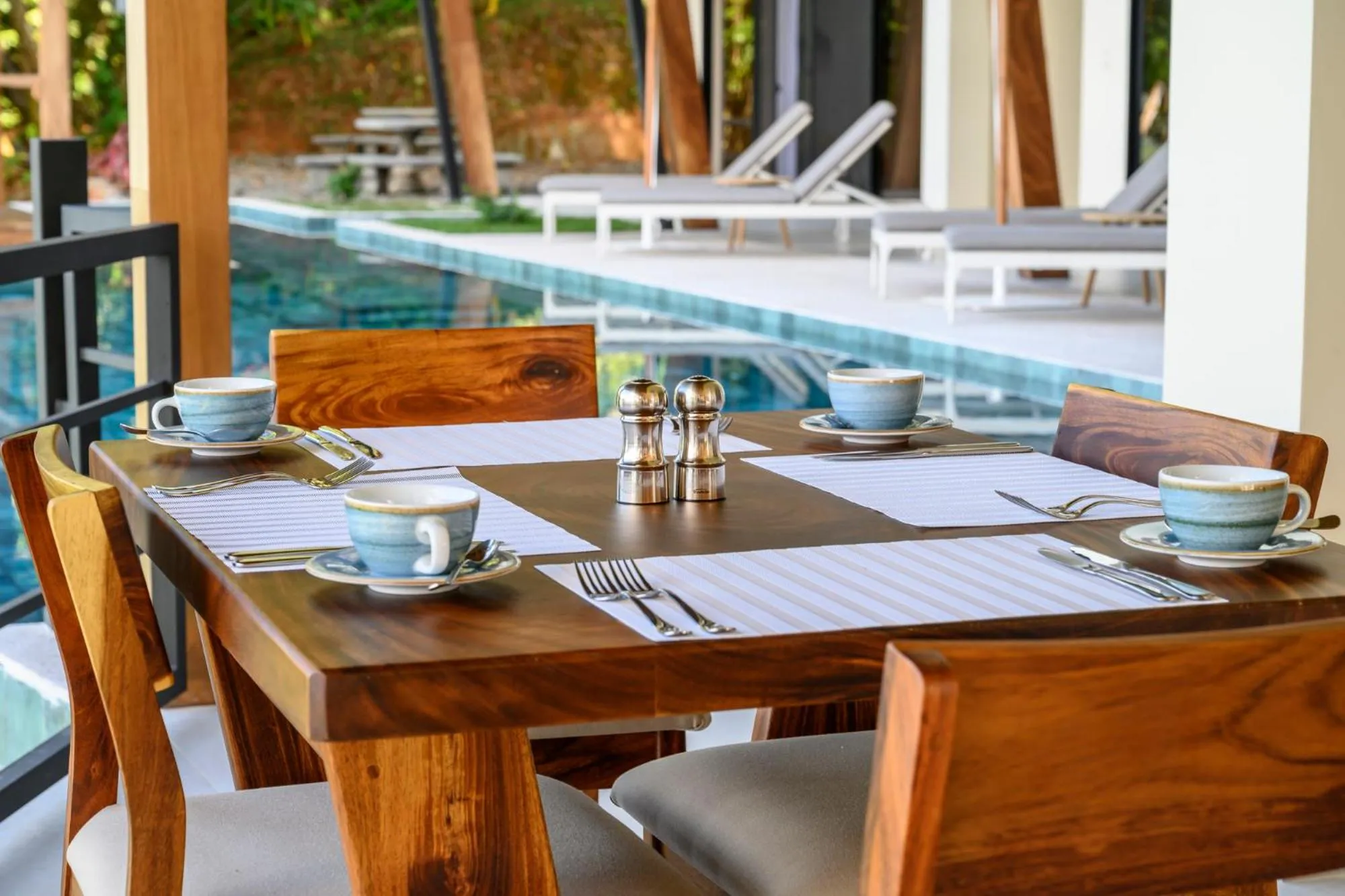 Restaurant/places to eat in Lapazul Boutique Hotel