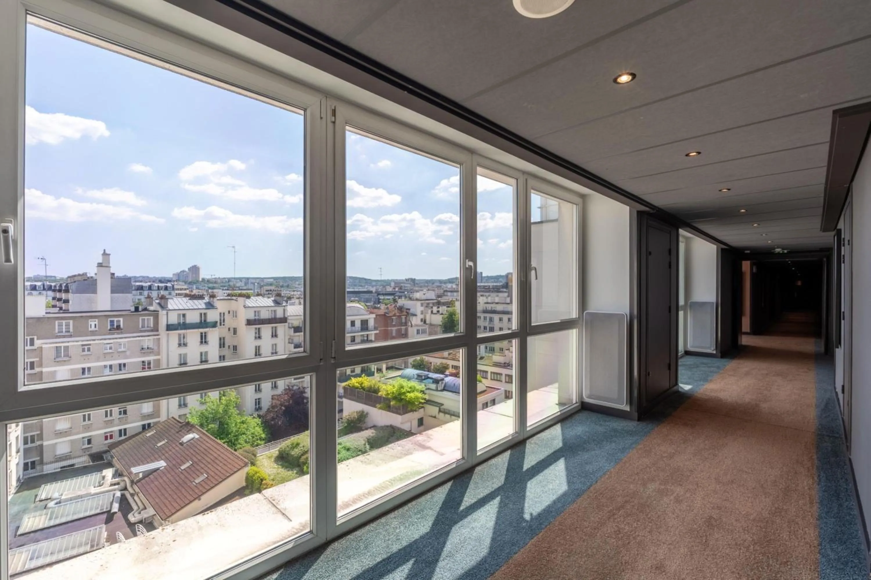 Meeting/conference room in DoubleTree by Hilton Paris Boulogne
