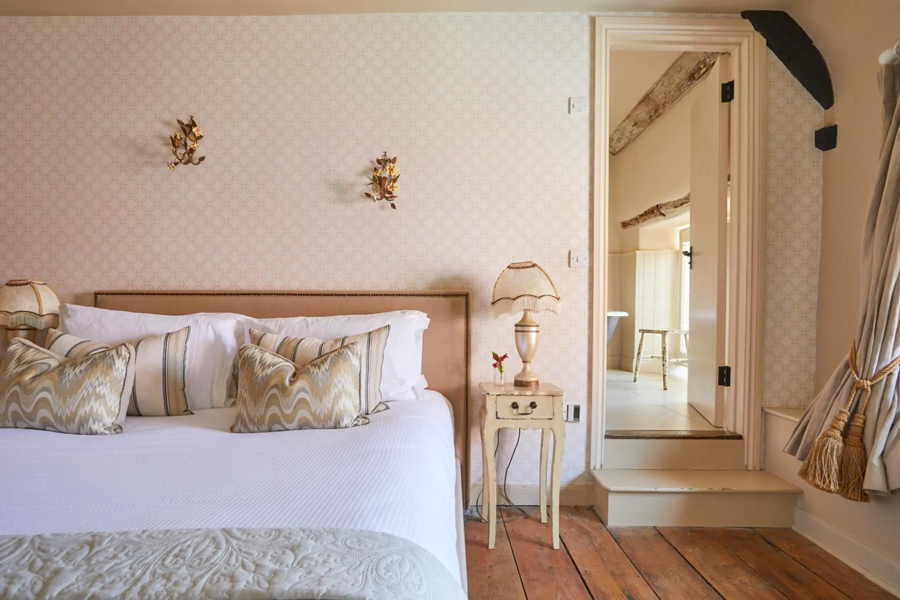 Standard Double Room in The White Hart Standard Double Room in The White Hart