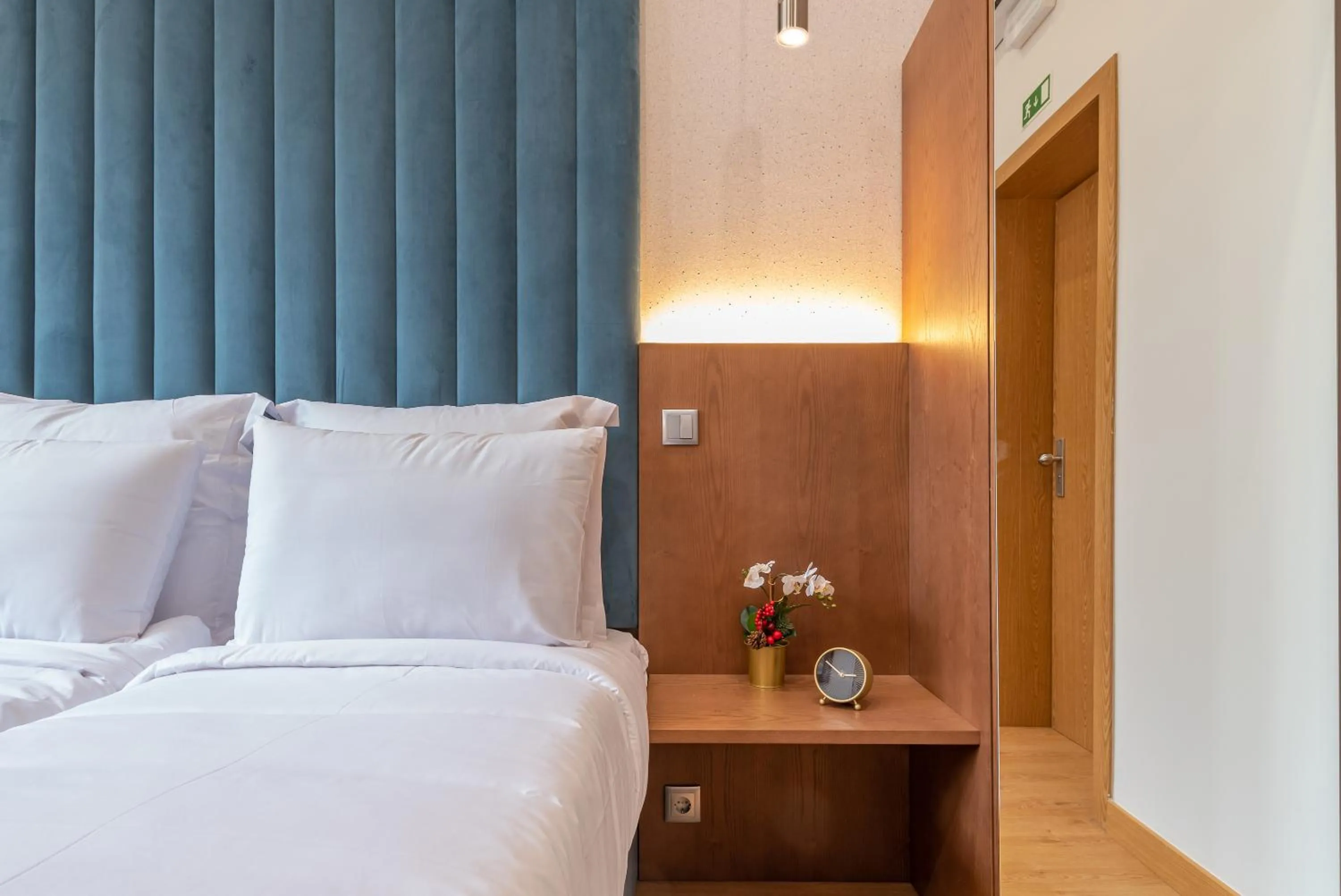 Bedroom, Bed in Seven Dreams Suites