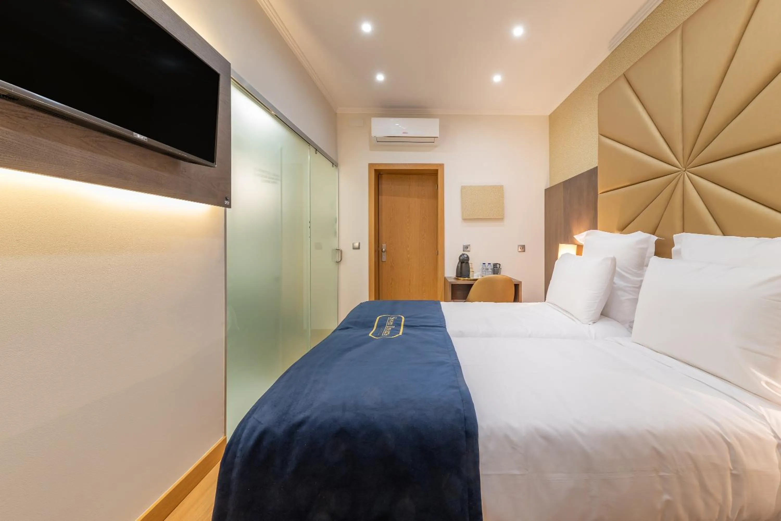 Bed in Seven Dreams Suites