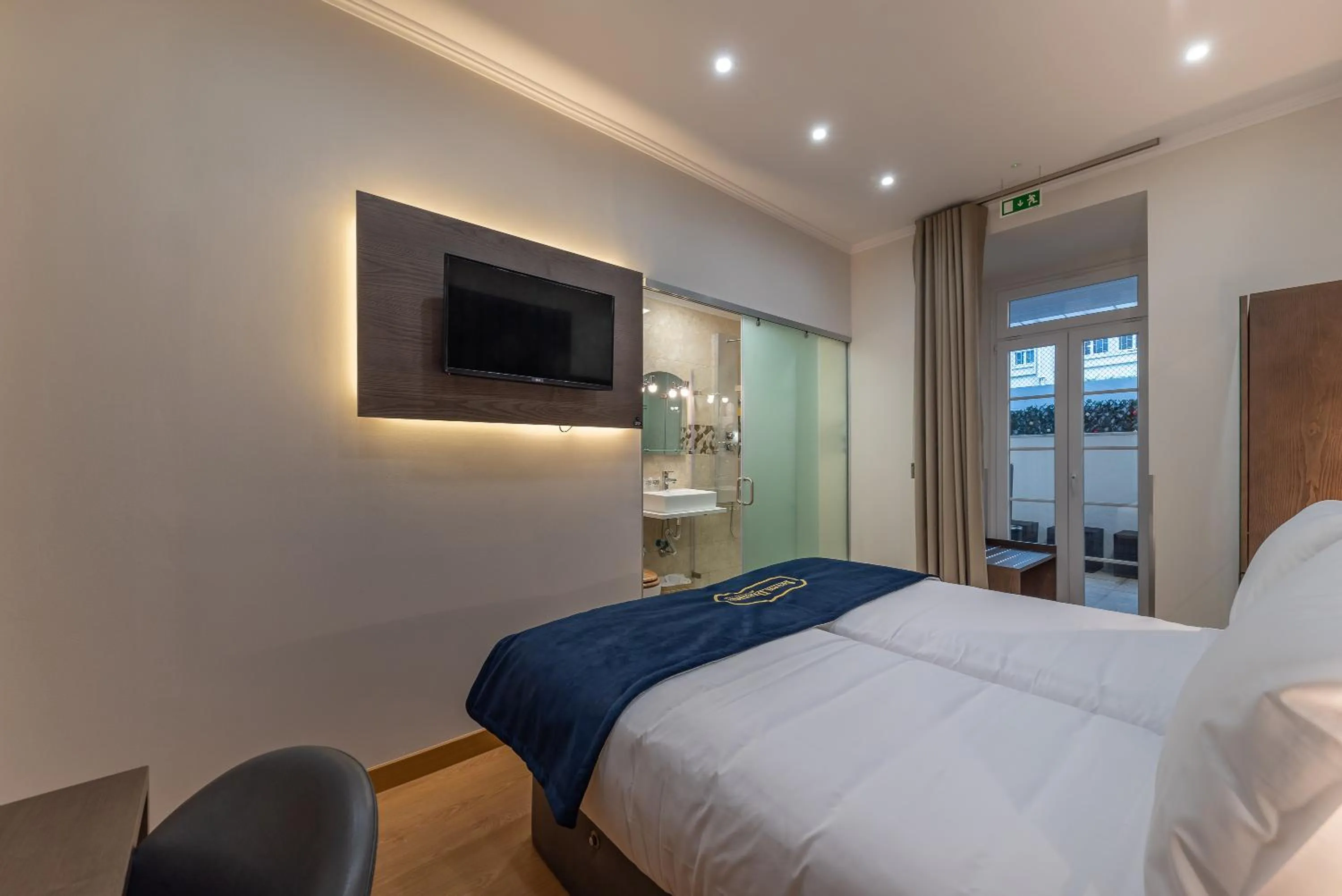 TV and multimedia, Bed in Seven Dreams Suites