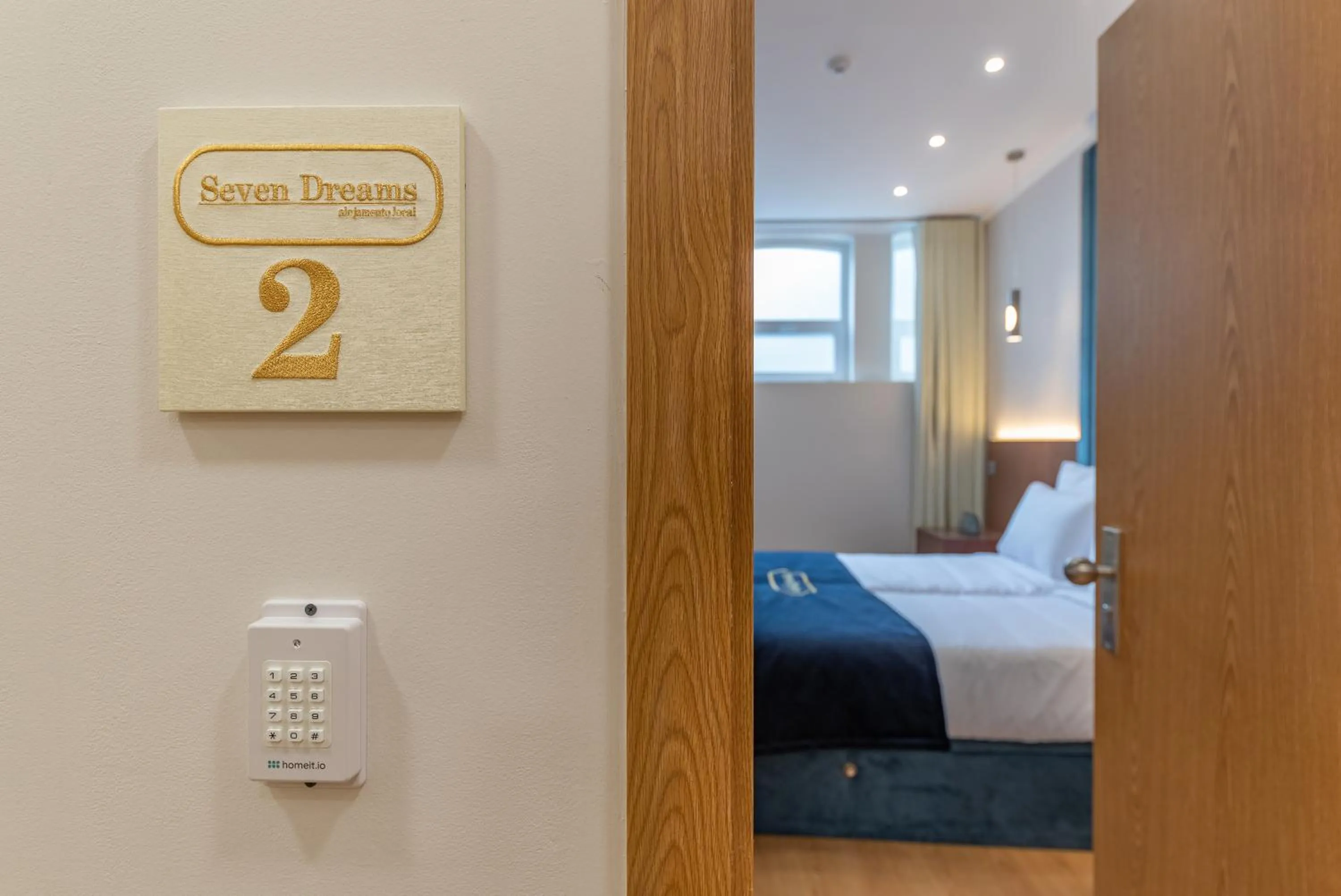 Bedroom, Bed in Seven Dreams Suites