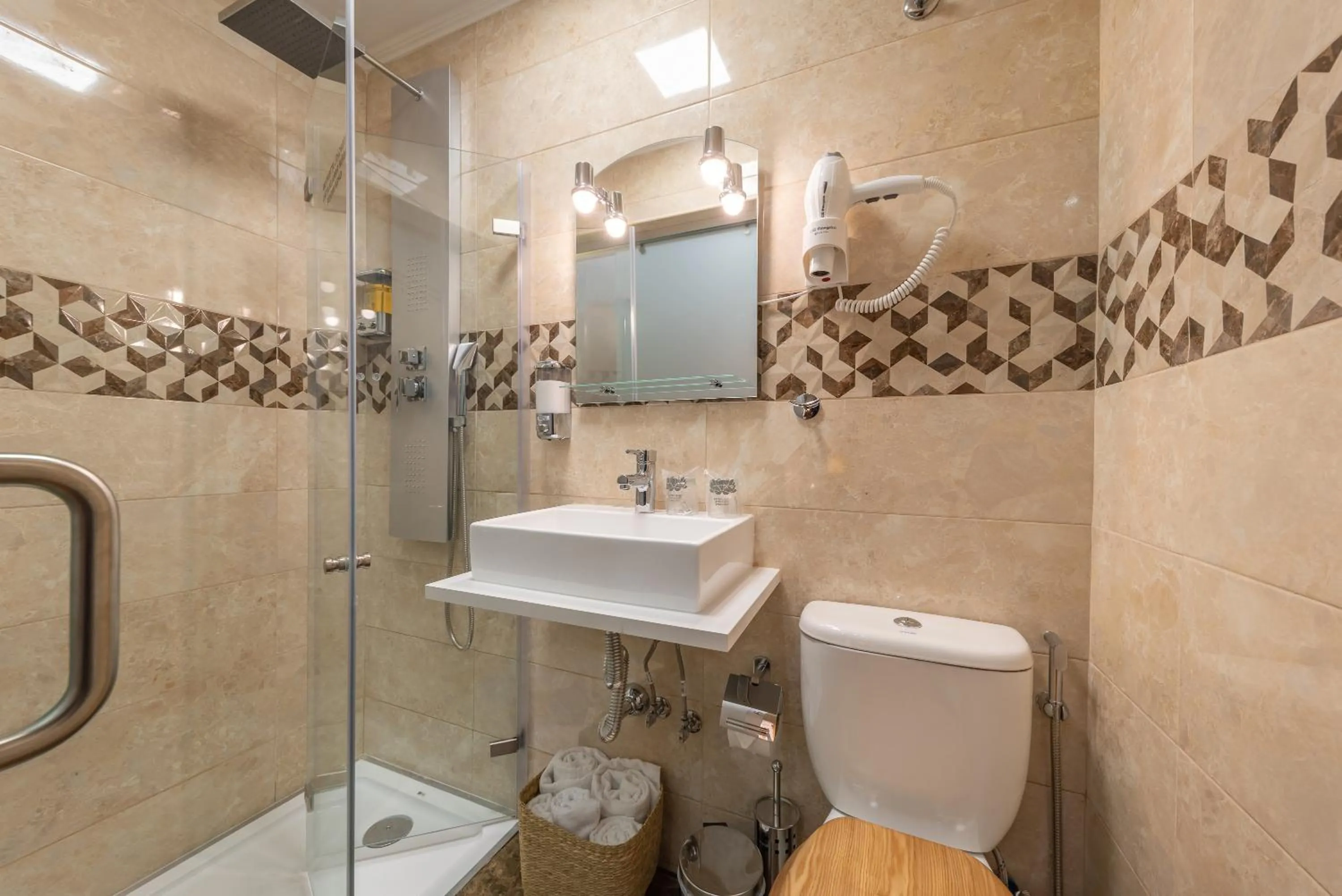 Toilet in Seven Dreams Suites