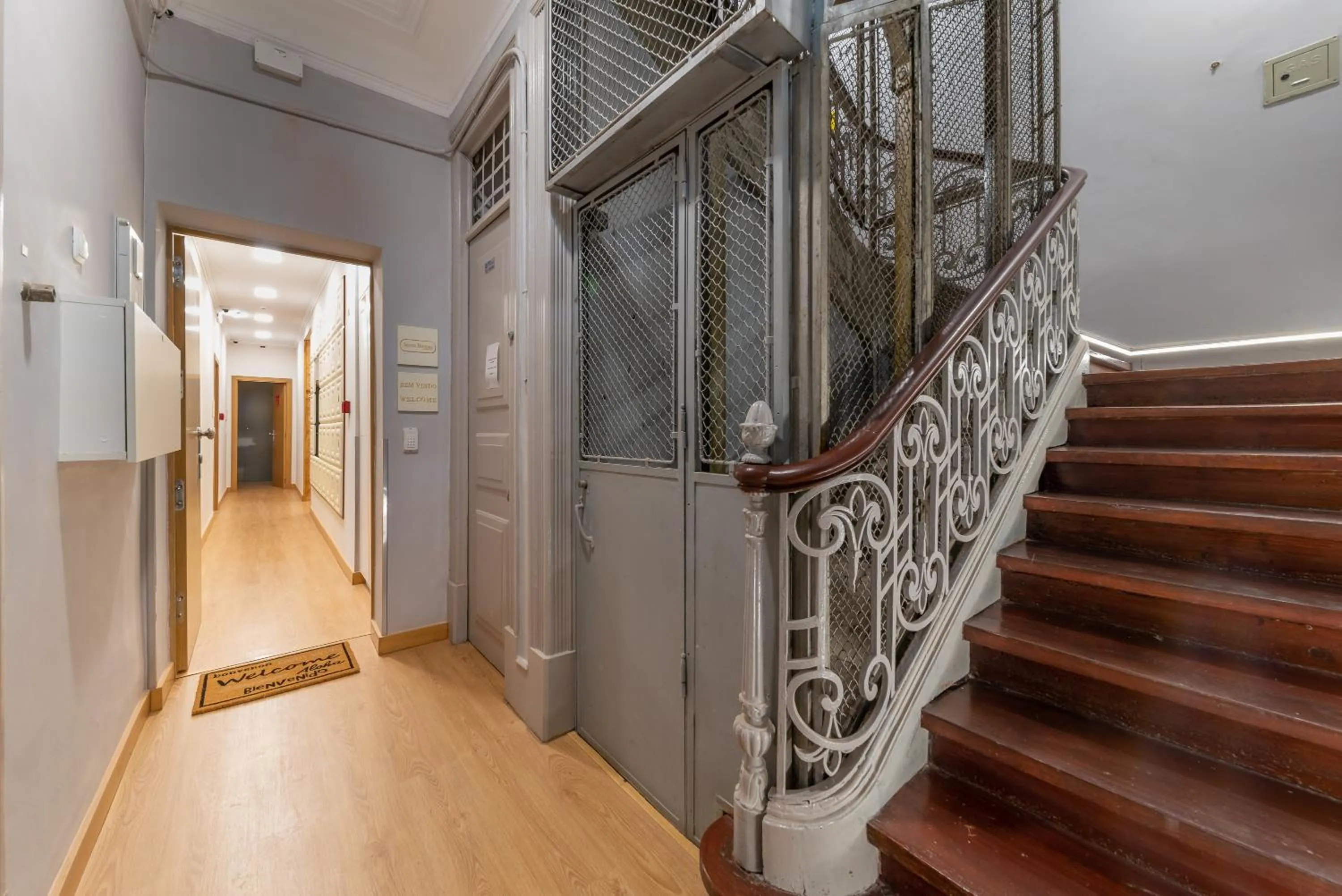 Facade/entrance in Seven Dreams Suites