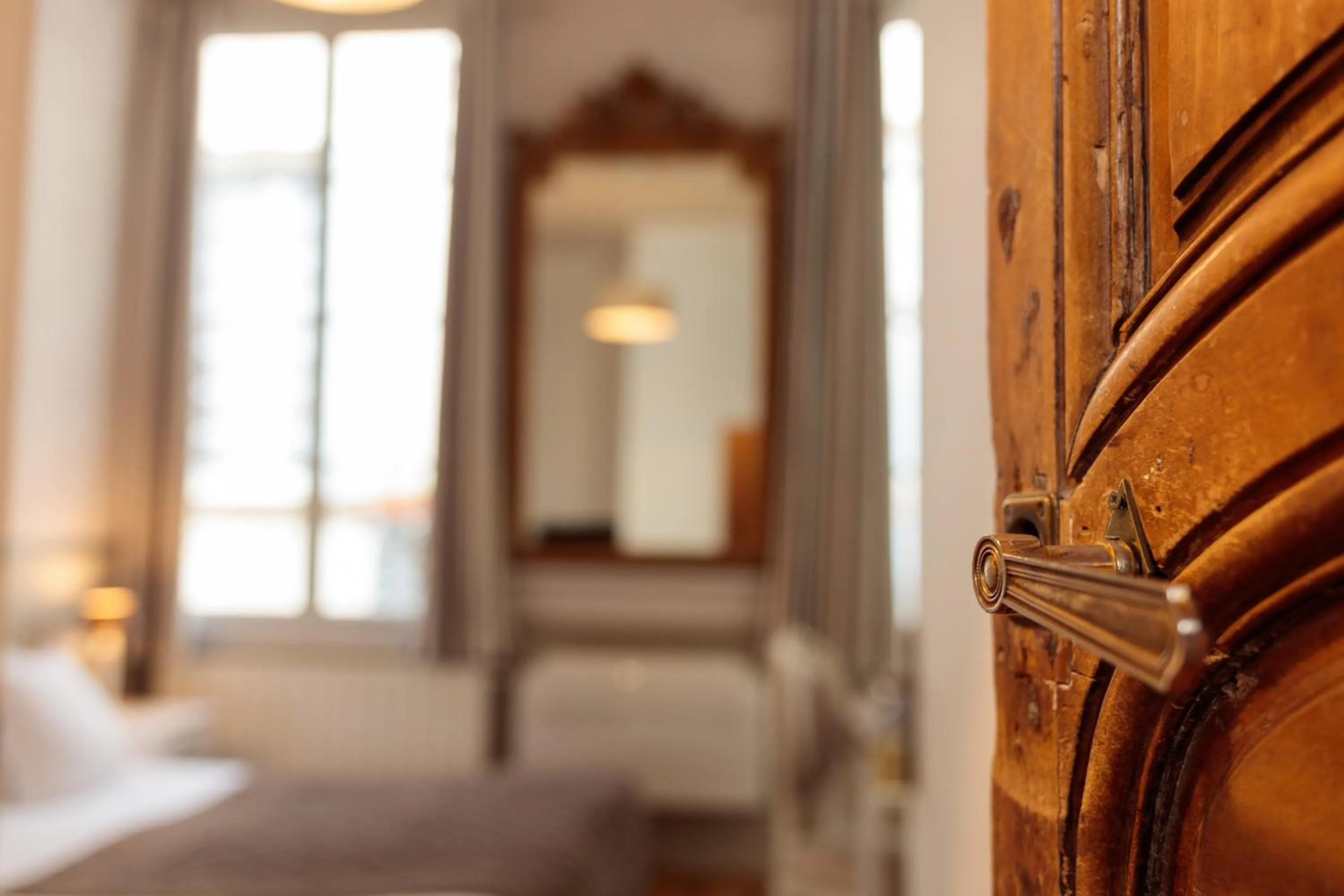 Bedroom, Bed in Hôtel De L'Amphithéâtre